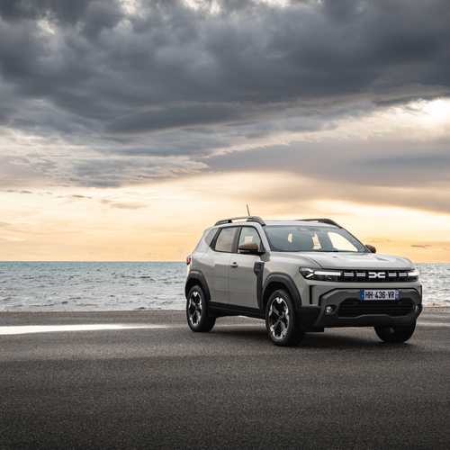 2026 Dacia Duster III Hybrid G 150 4X4 Extreme Front View