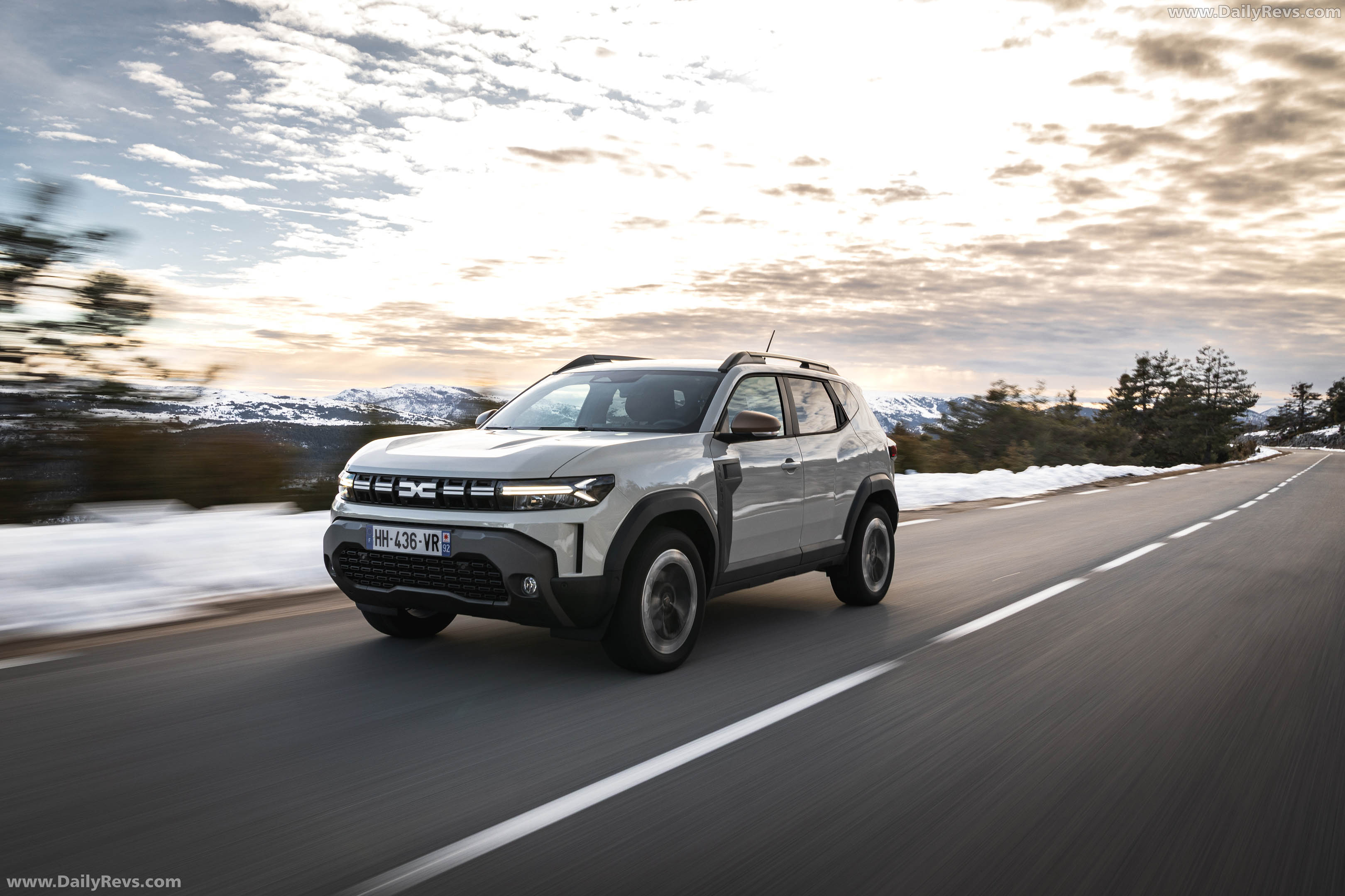 2026 Dacia Duster III Hybrid G 150 4X4 Extreme Front View