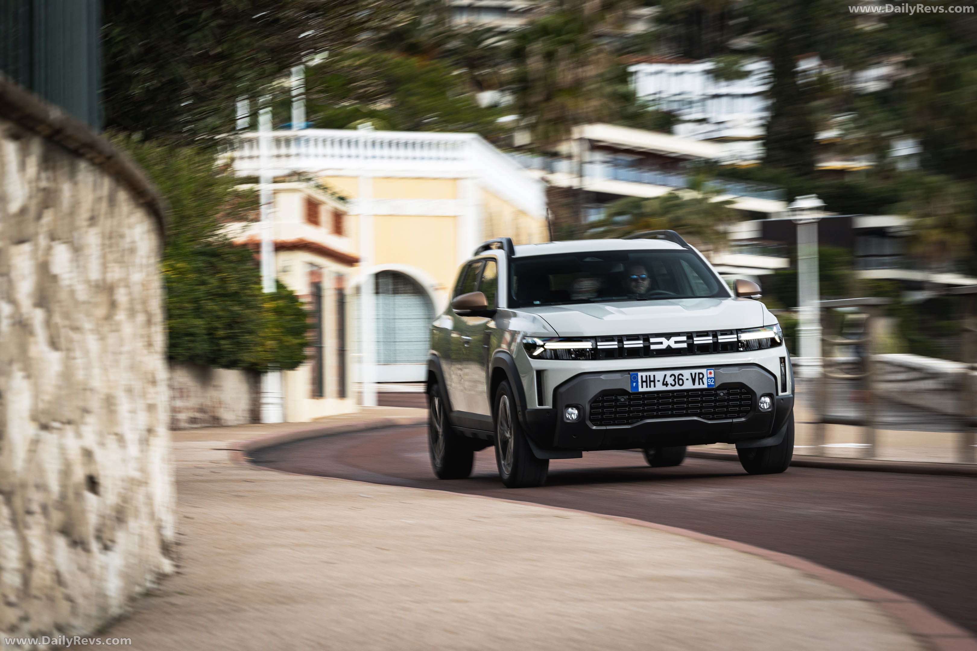 2026 Dacia Duster III Hybrid G 150 4X4 Extreme Front View