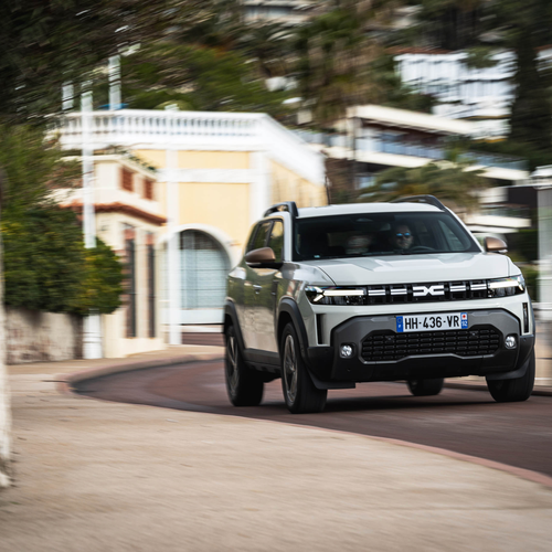 2026 Dacia Duster III Hybrid G 150 4X4 Extreme Front View
