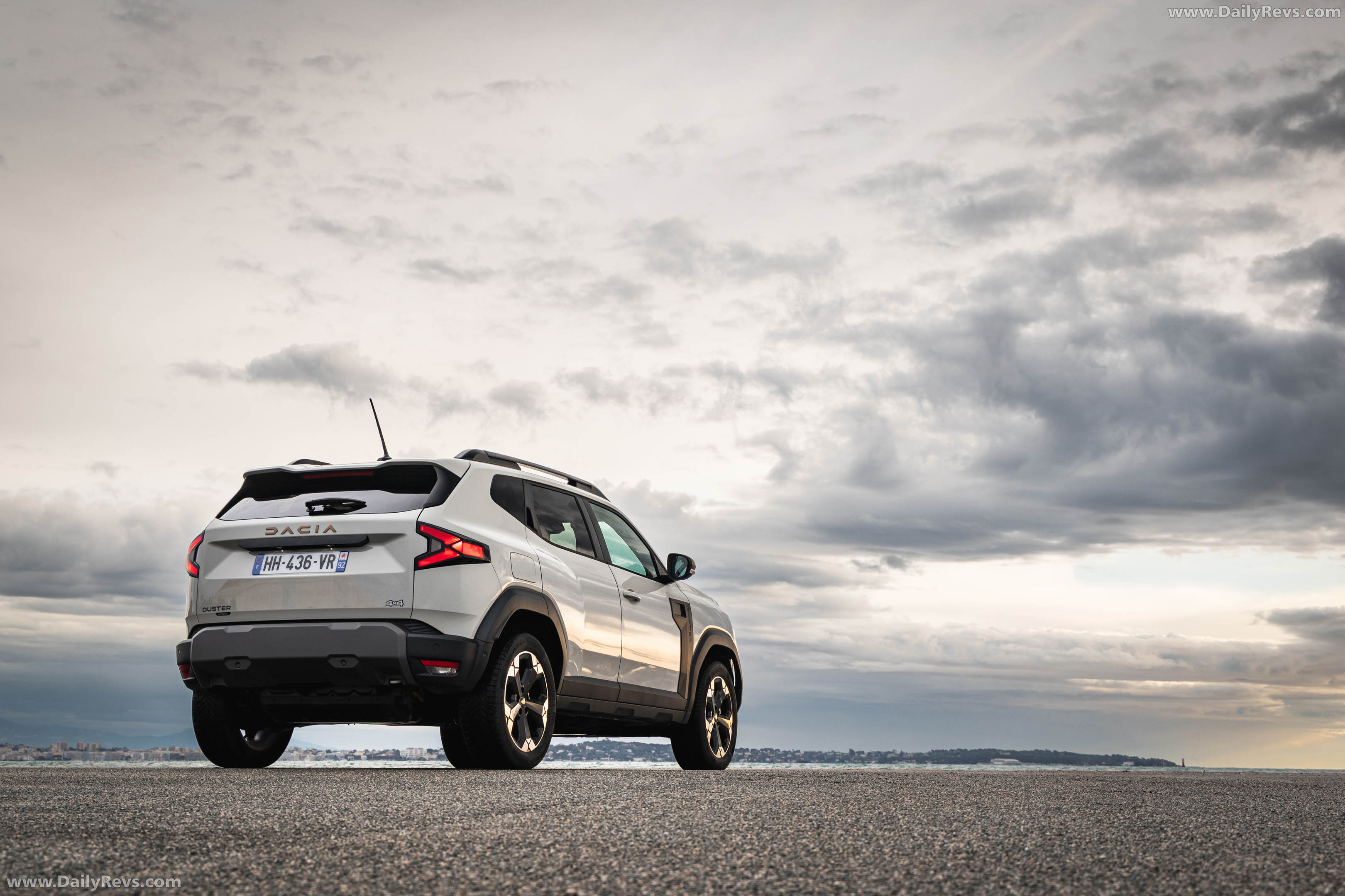 2026 Dacia Duster III Hybrid G 150 4X4 Extreme Rear View