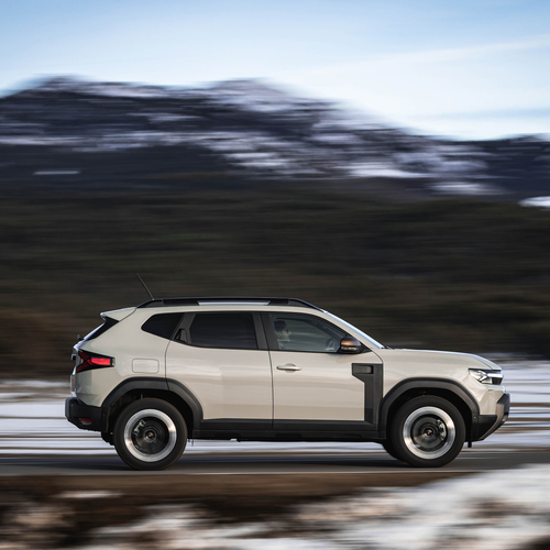 2026 Dacia Duster III Hybrid G 150 4X4 Extreme Side View