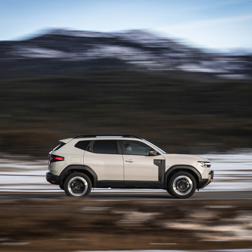 2026 Dacia Duster III Hybrid G 150 4X4 Extreme Side View