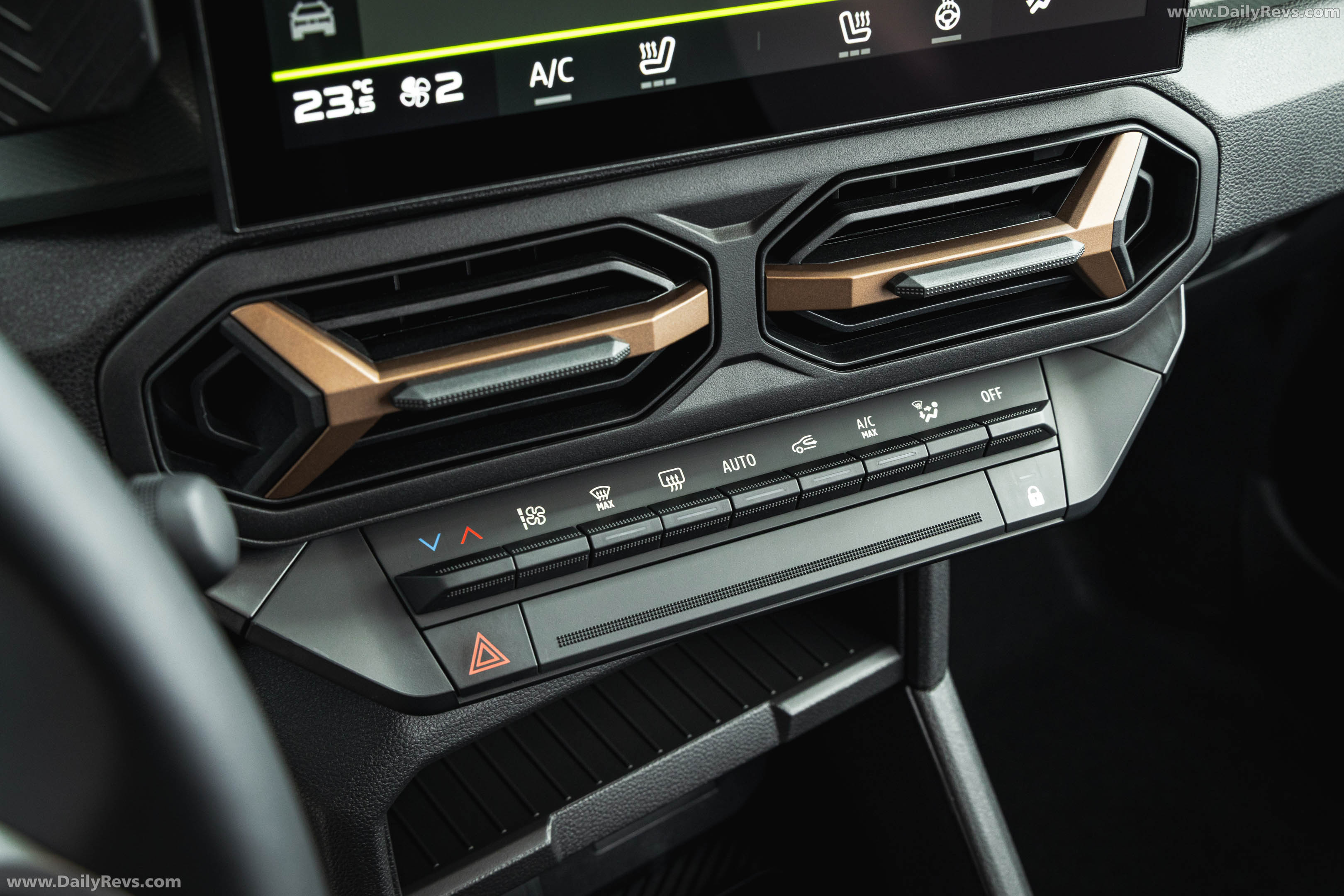 2026 Dacia Duster III Hybrid G 150 4X4 Extreme Interior