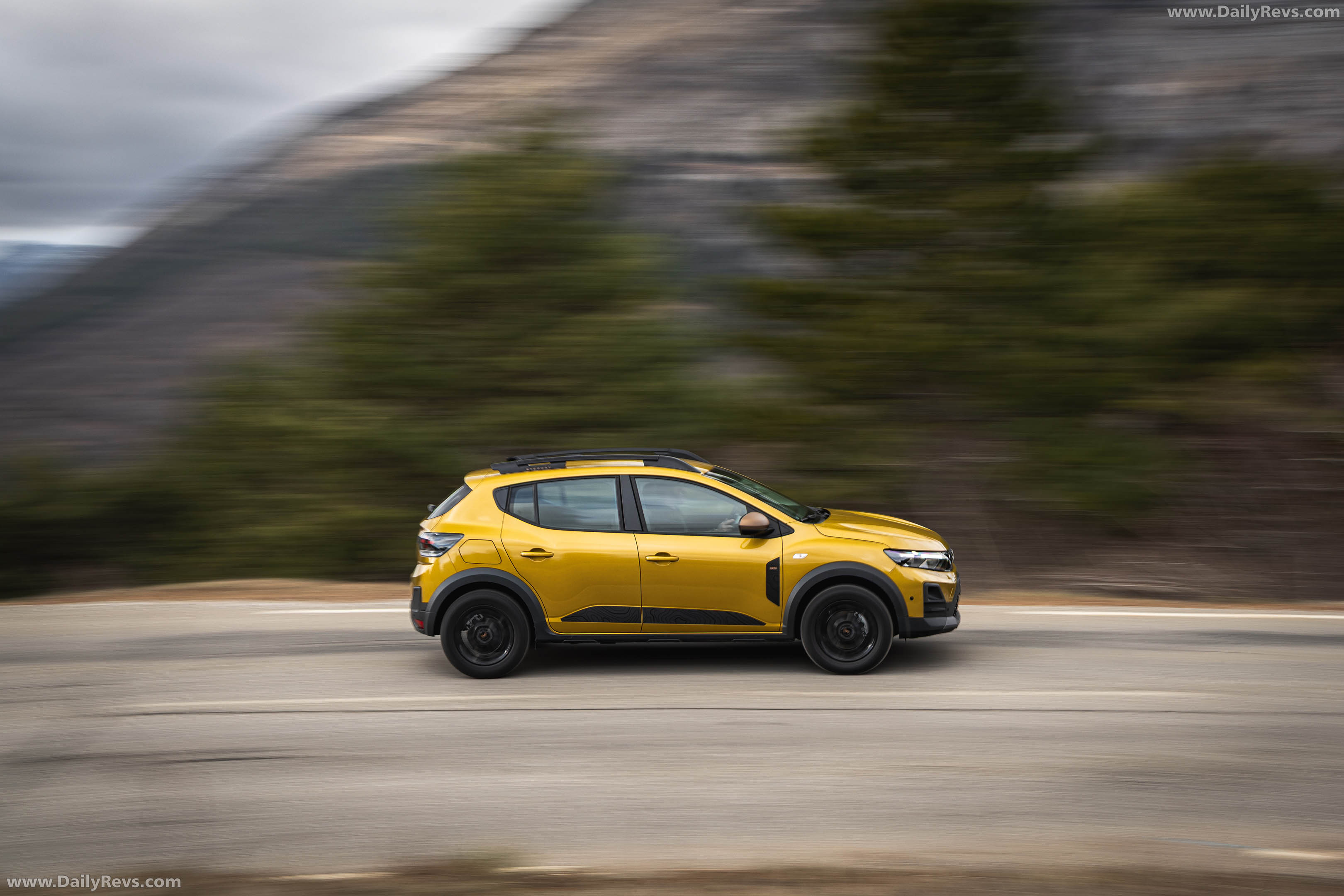2026 Dacia Sandero Stepway III Eco G120 Extreme Side View