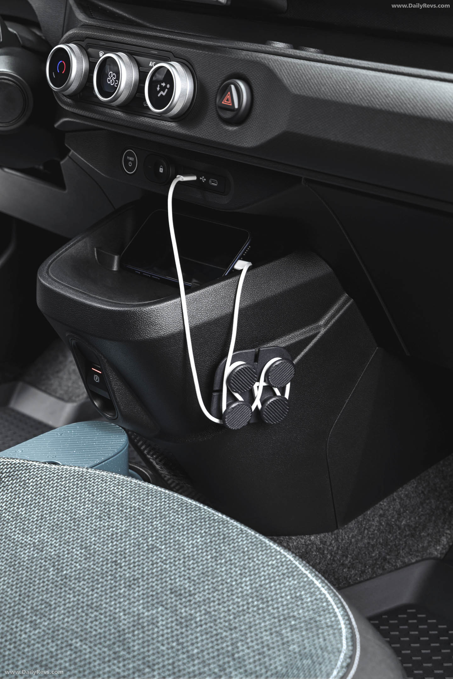 2027 Dacia Spring Interior