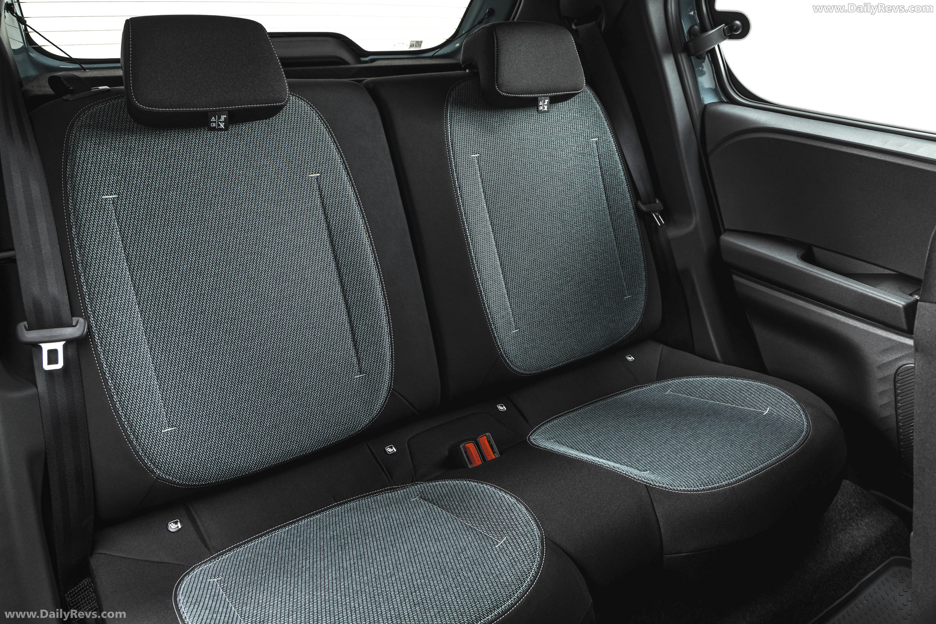 2027 Dacia Spring Interior