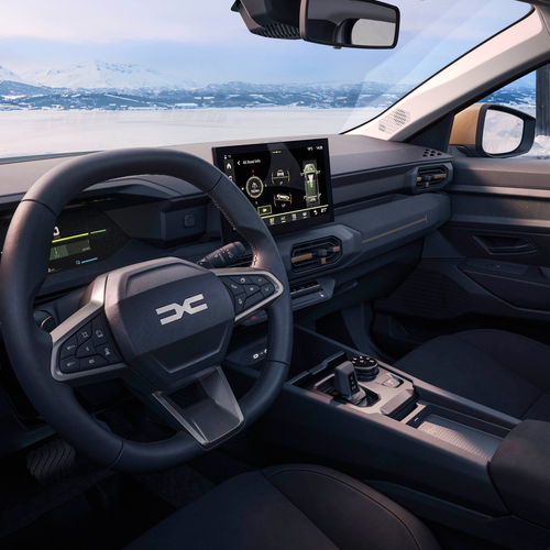 2027 Dacia Striker Hybrid 150 4x4 Interior