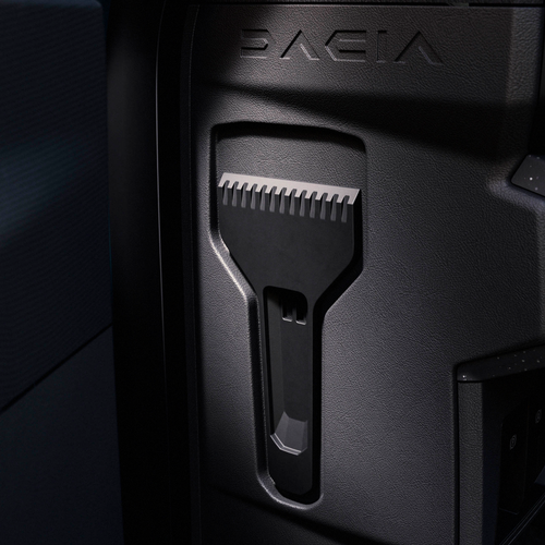 2027 Dacia Striker Hybrid 150 4x4 Interior