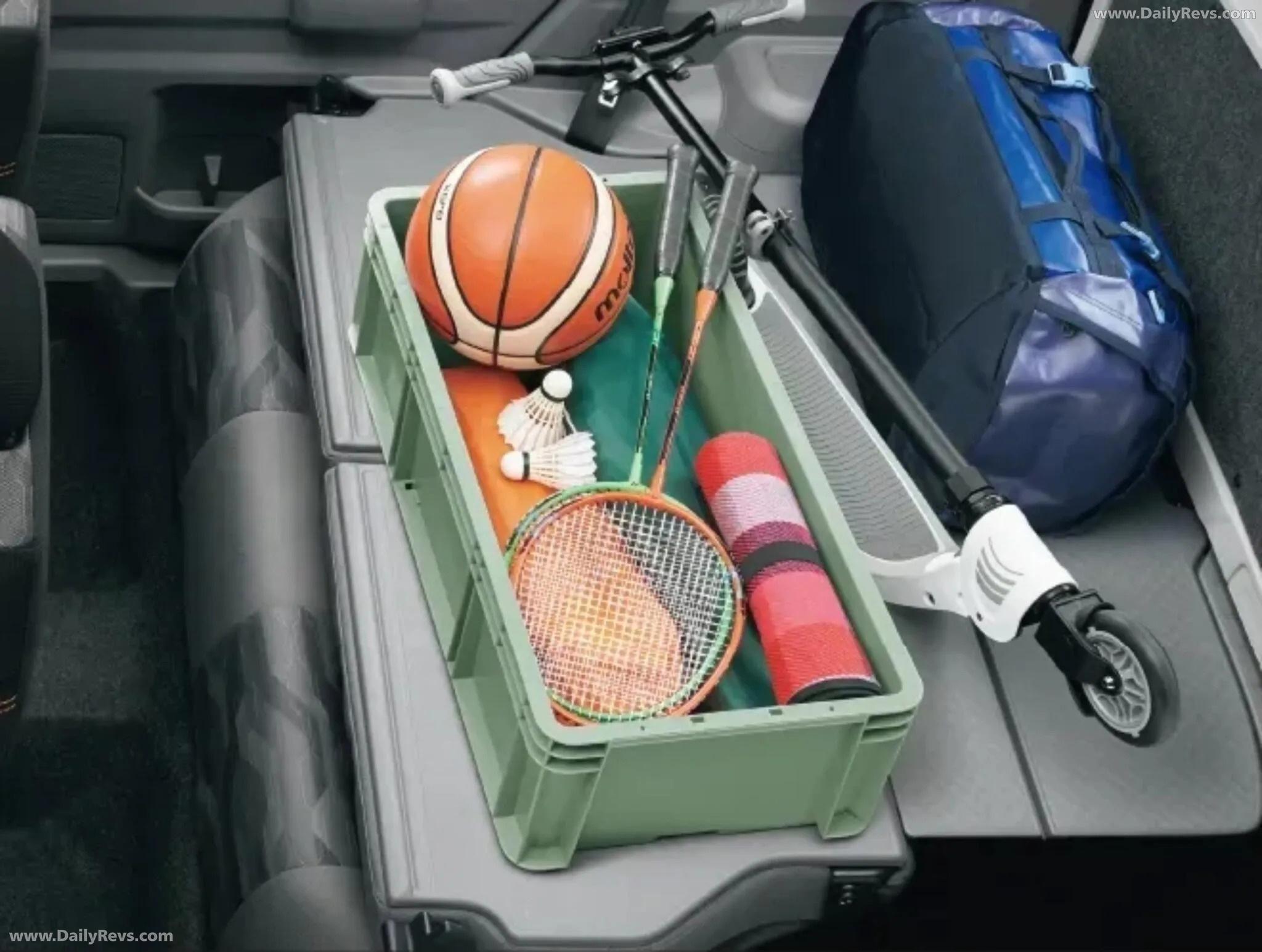 2026 Daihatsu Taft Interior