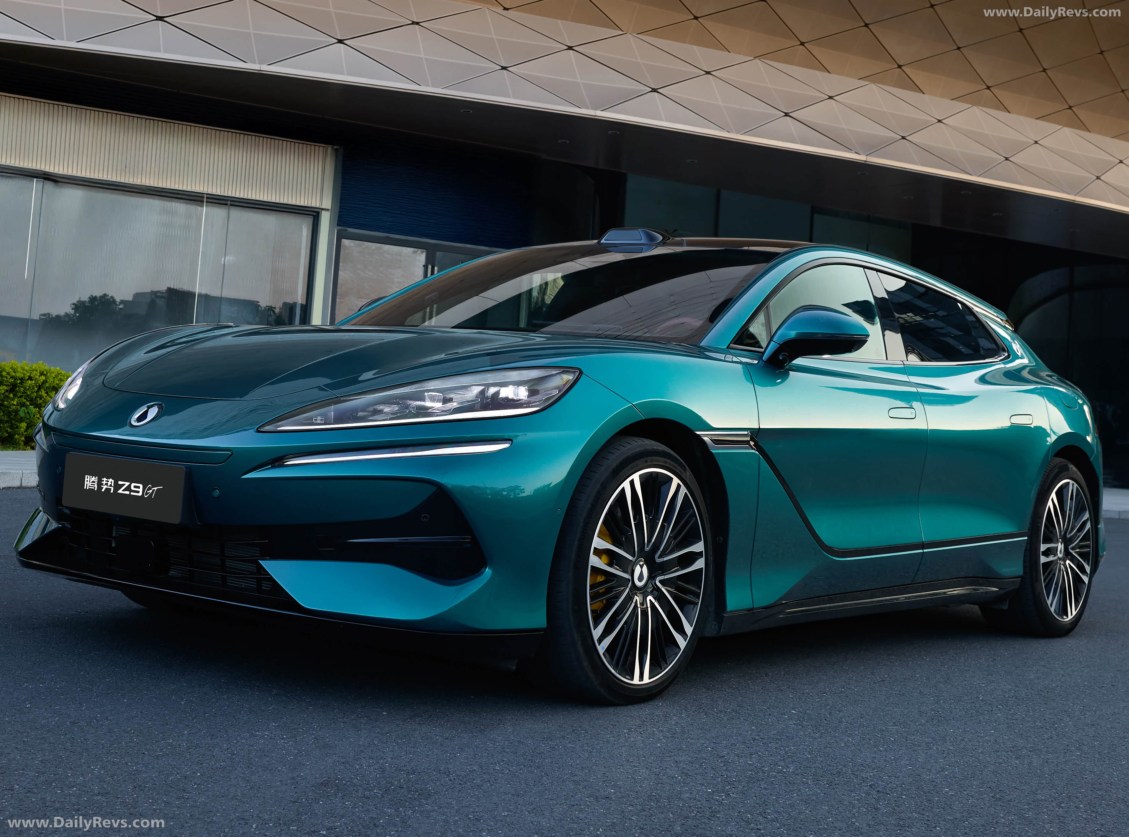 Denza Z9GT Ultra Edition Makes Its Case - DailyRevs