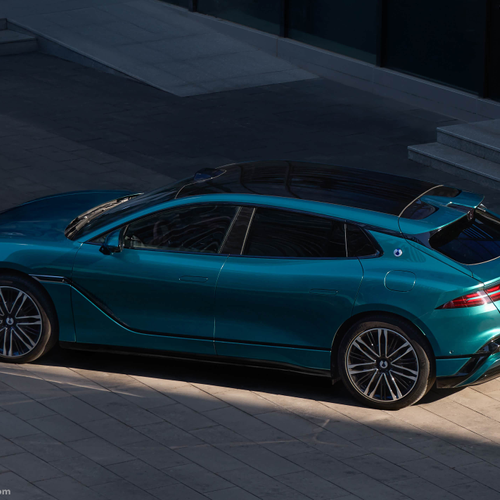 2025 Denza Z9GT Ultra Edition Fjord Green Rear View