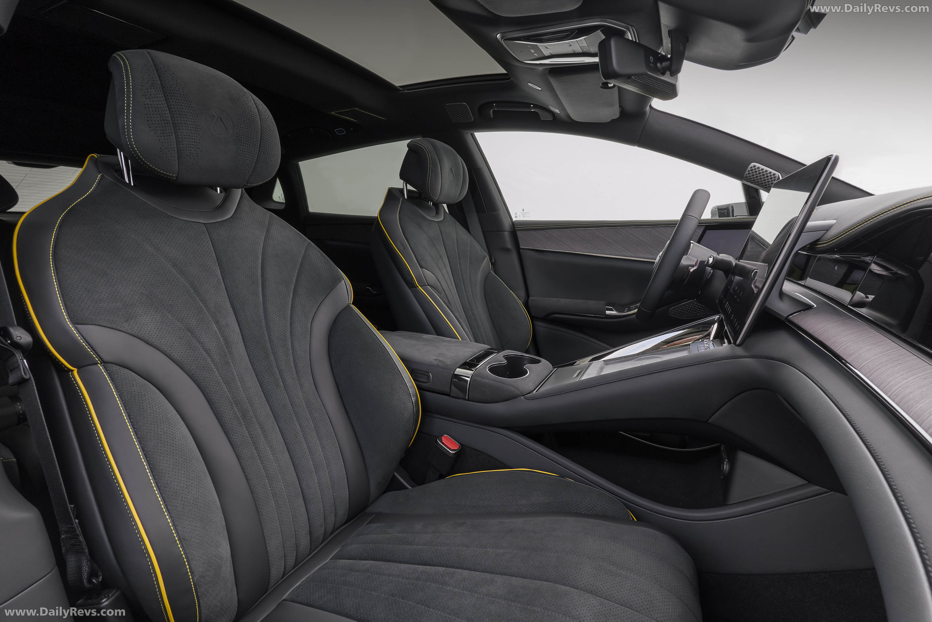 2026 Denza Z9GT European Version Interior