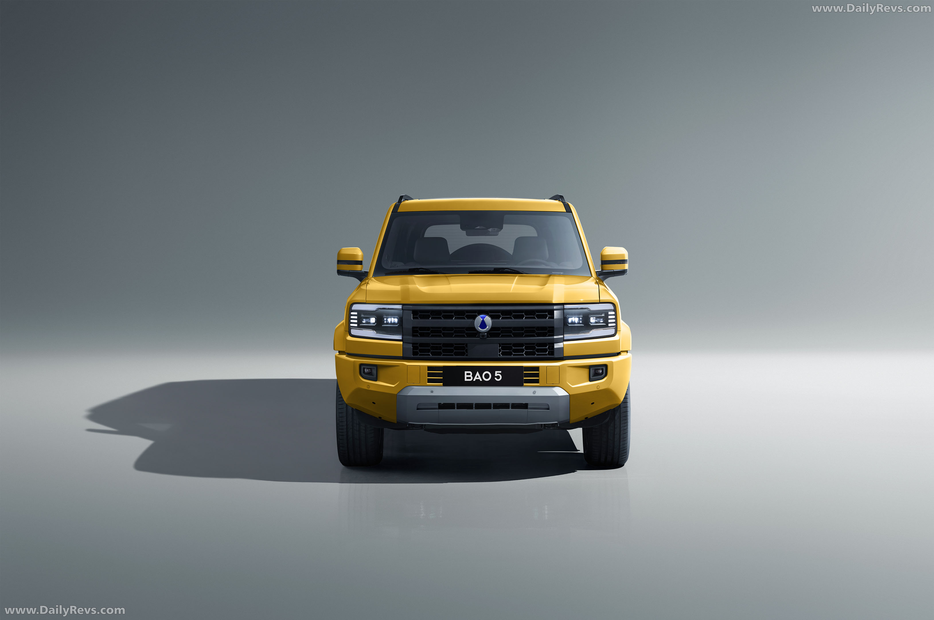 2027 Denza B5 UK Version Front View
