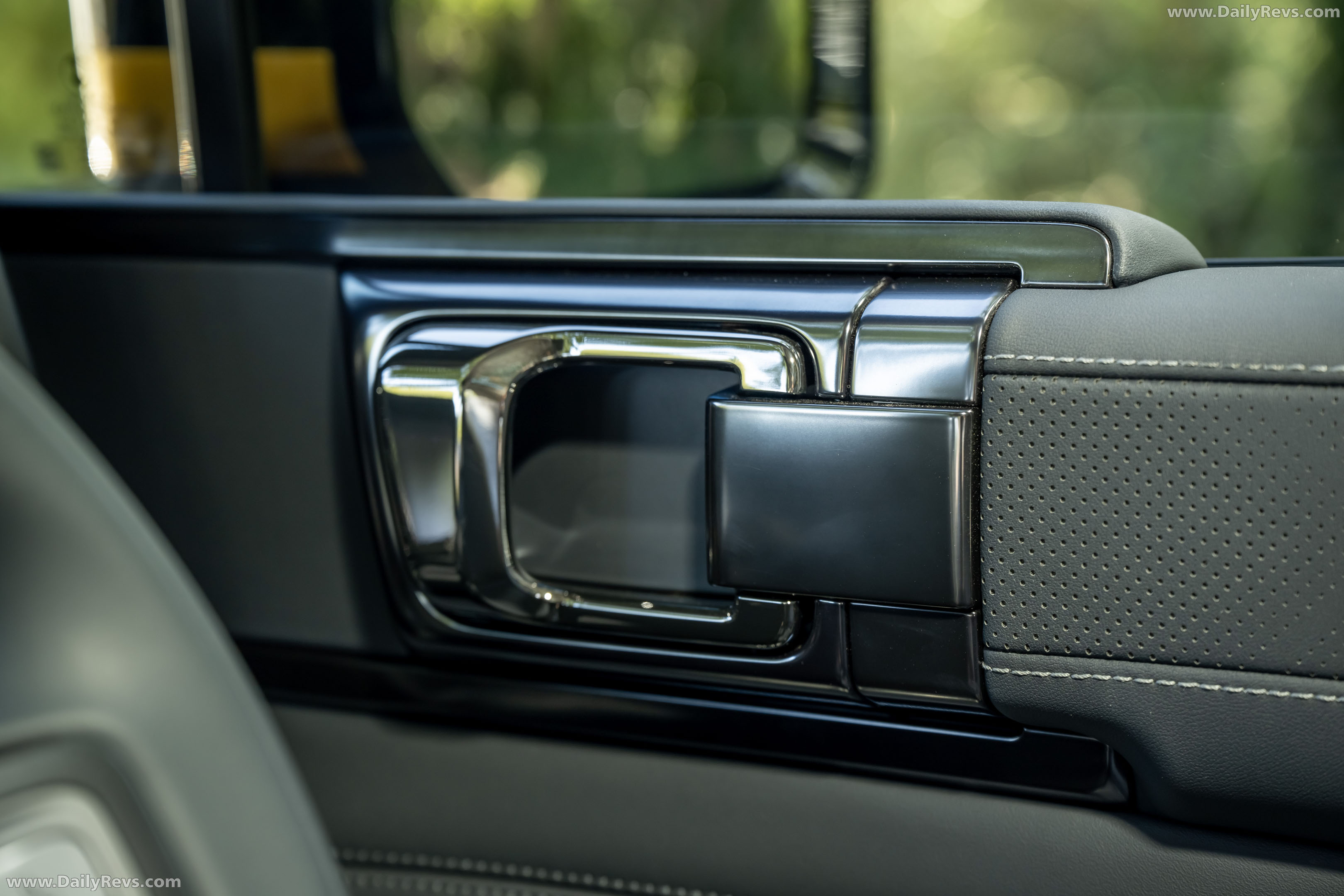 2027 Denza B5 UK Version Interior