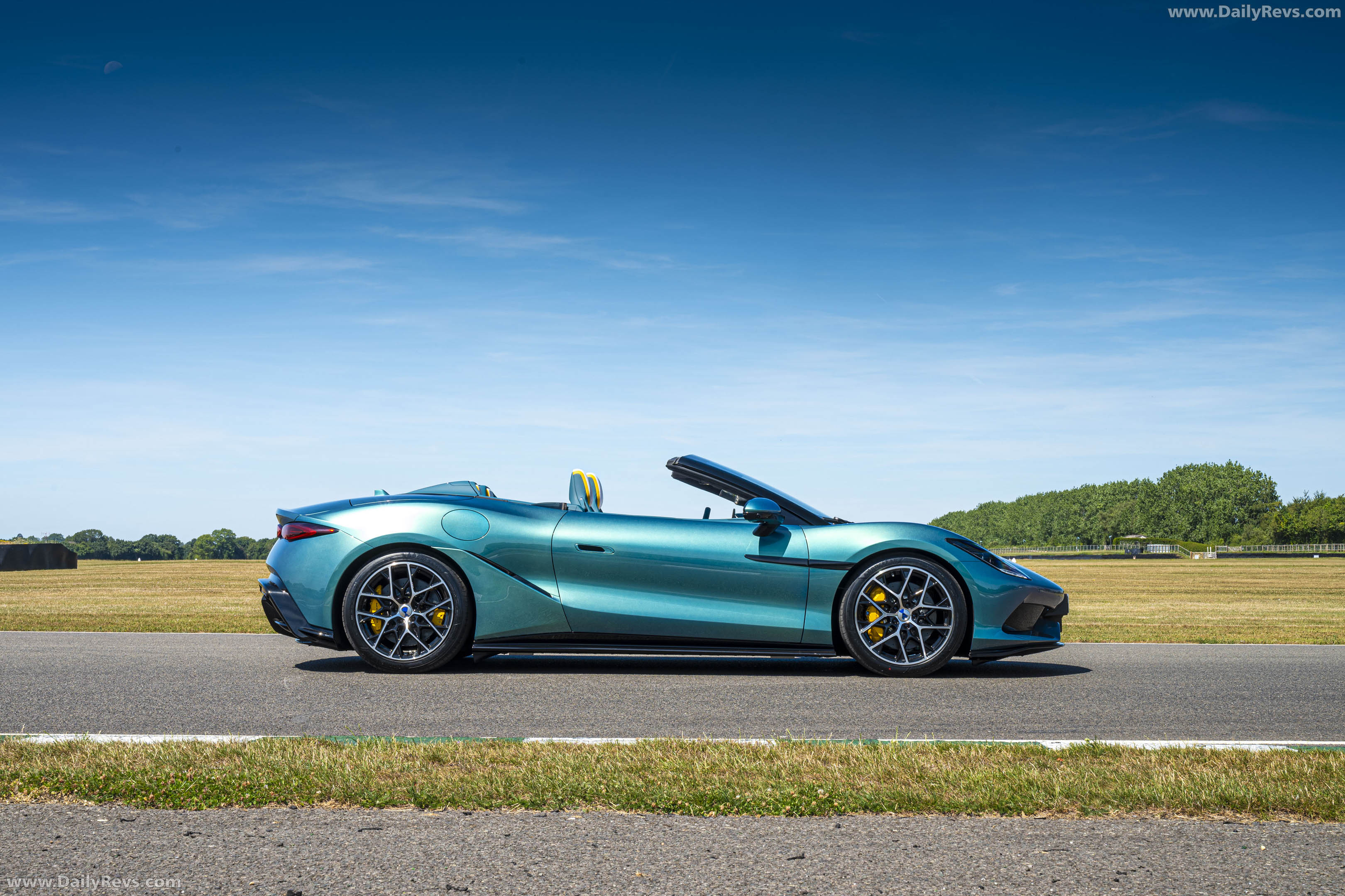 2027 Denza Z Spider Side View