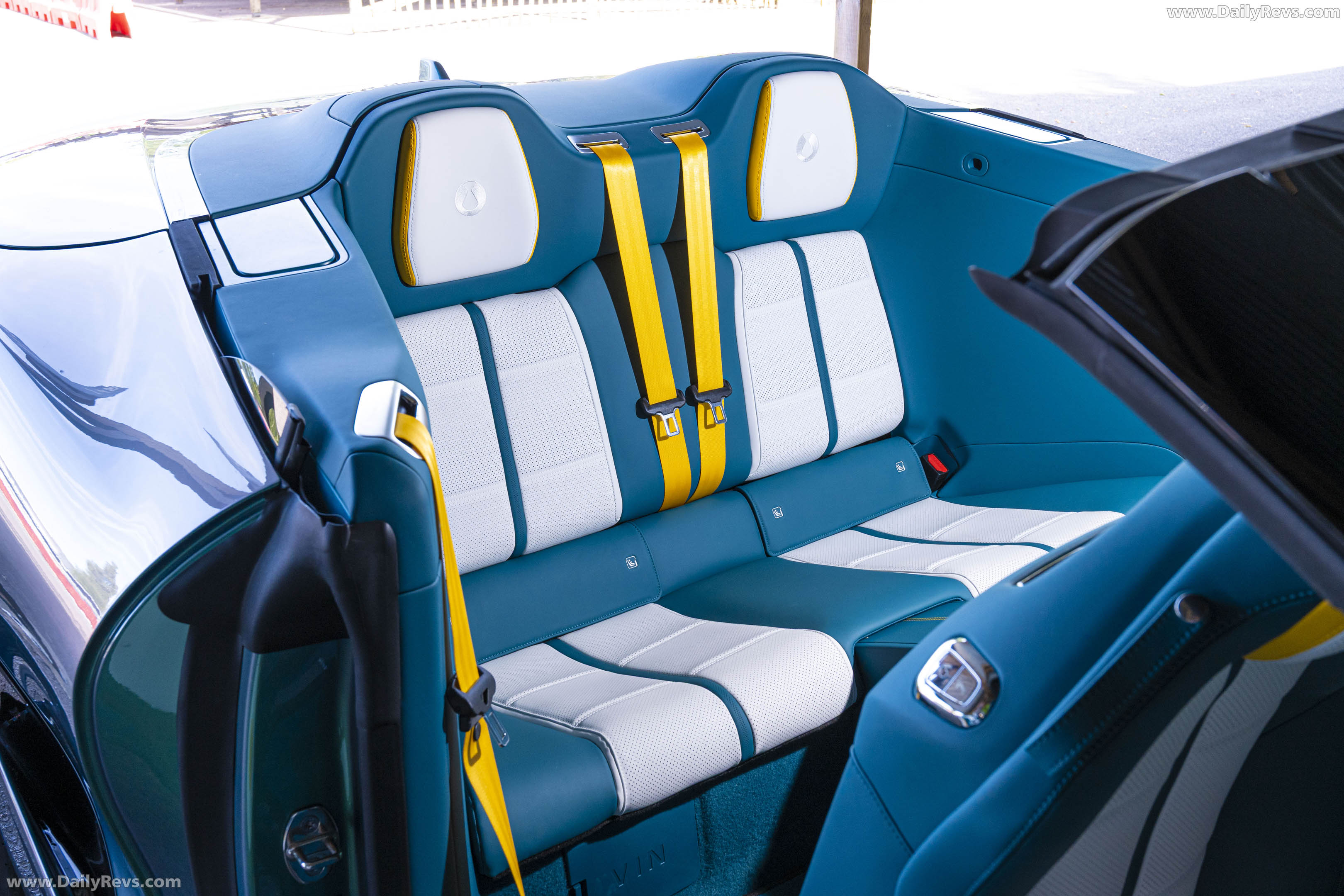 2027 Denza Z Spider Interior