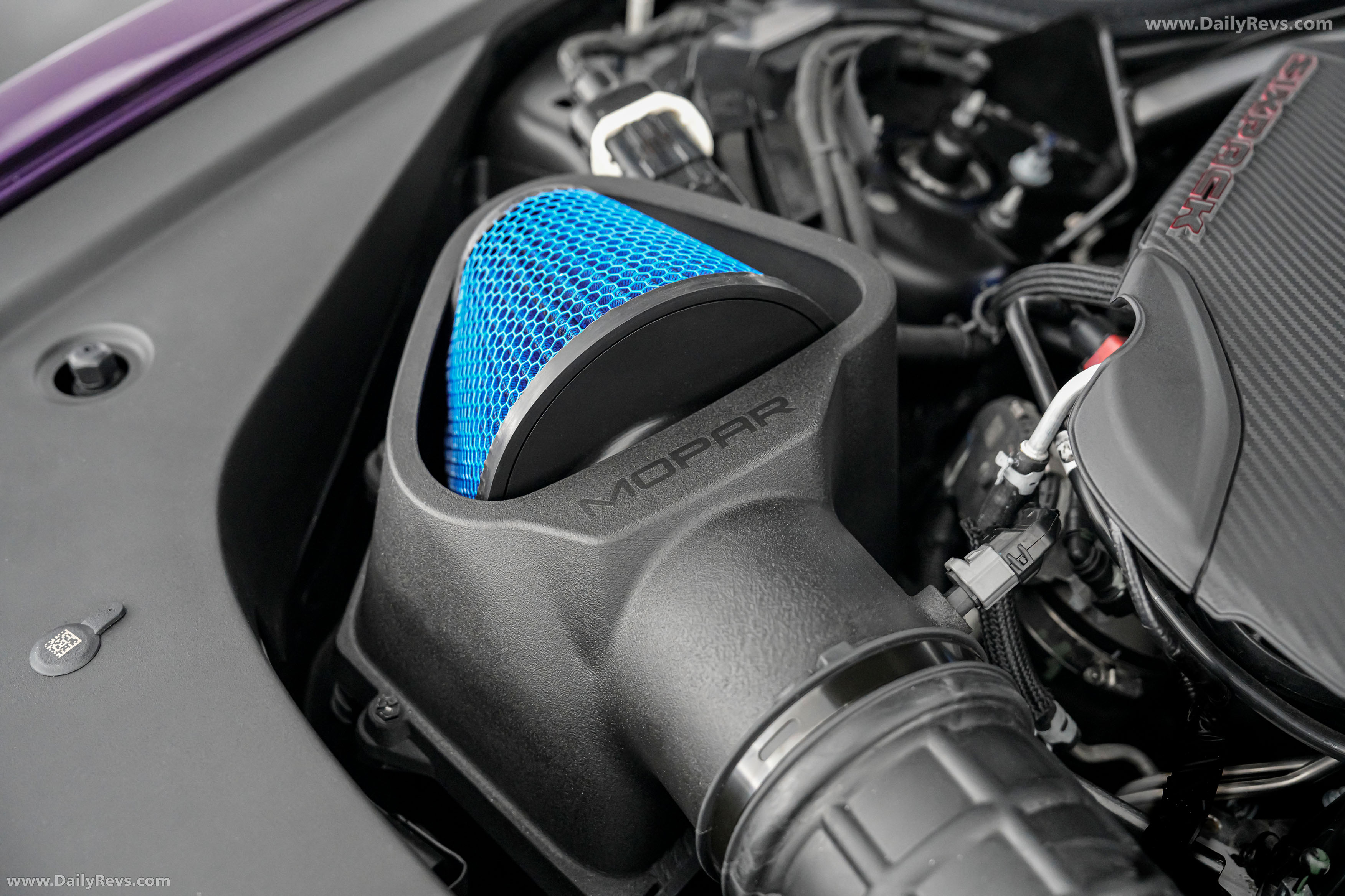 2025 Dodge Charger Sixpack Moparized Concept Engine