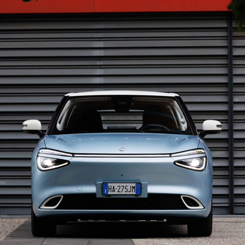 2026 Dongfeng Box Front View