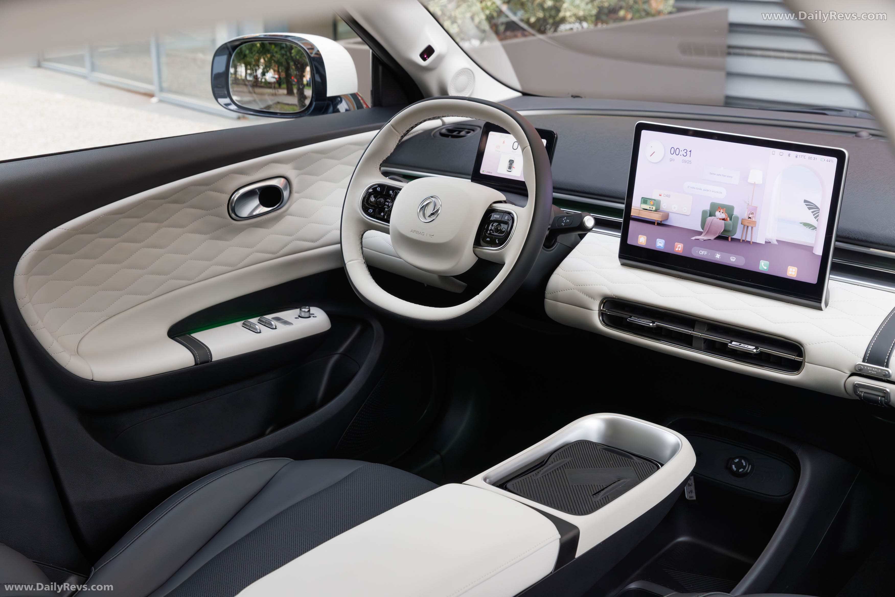 2026 Dongfeng Box Interior