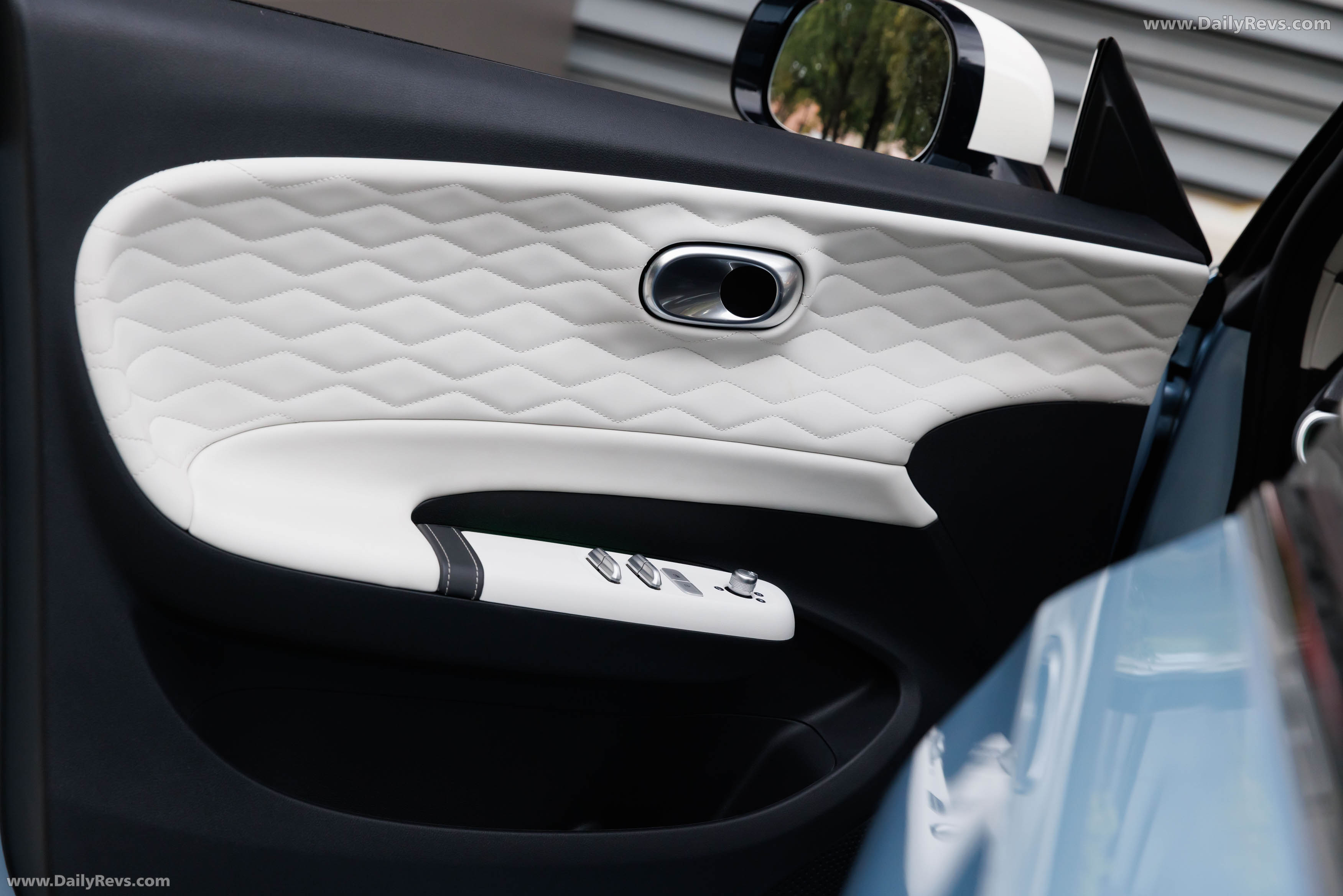 2026 Dongfeng Box Interior