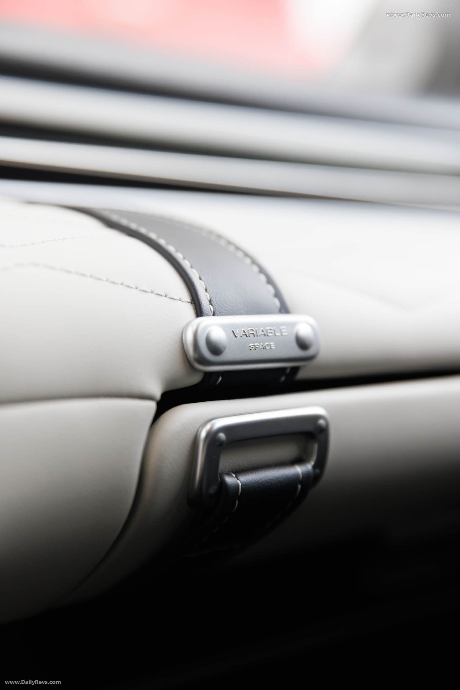 2026 Dongfeng Box Interior