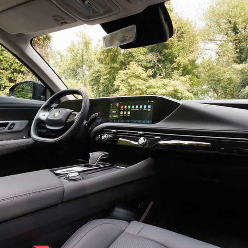 2026 Dongfeng Huge Interior