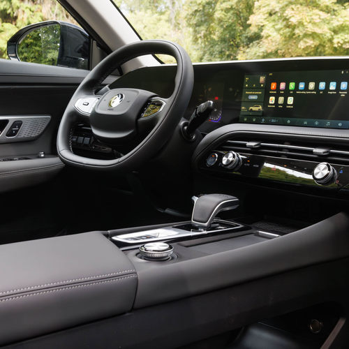 2026 Dongfeng Huge Interior