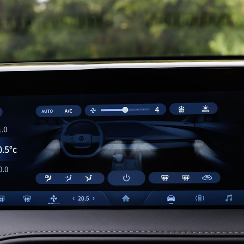 2026 Dongfeng Huge Interior