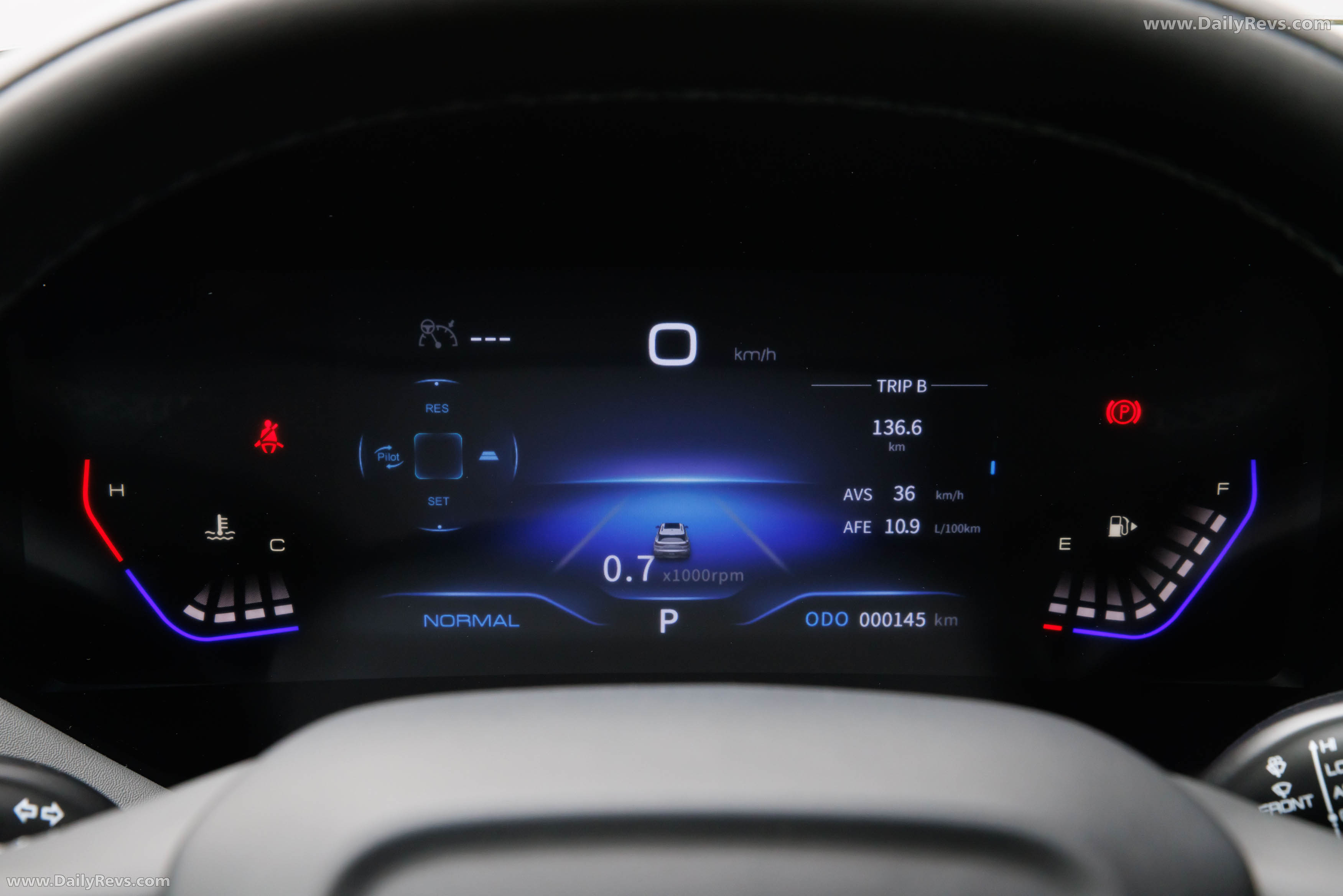 2026 Dongfeng Huge Interior