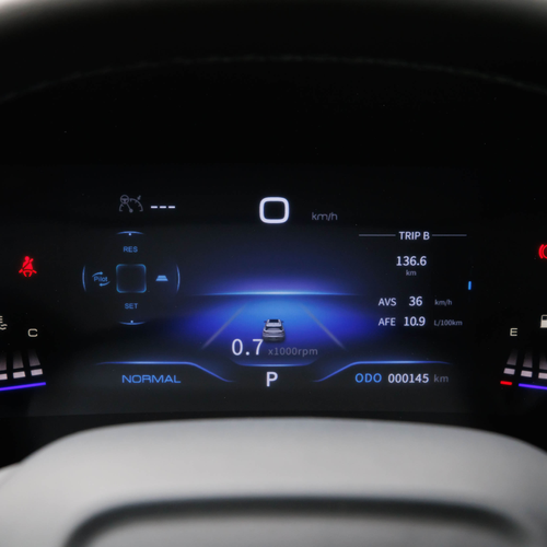 2026 Dongfeng Huge Interior