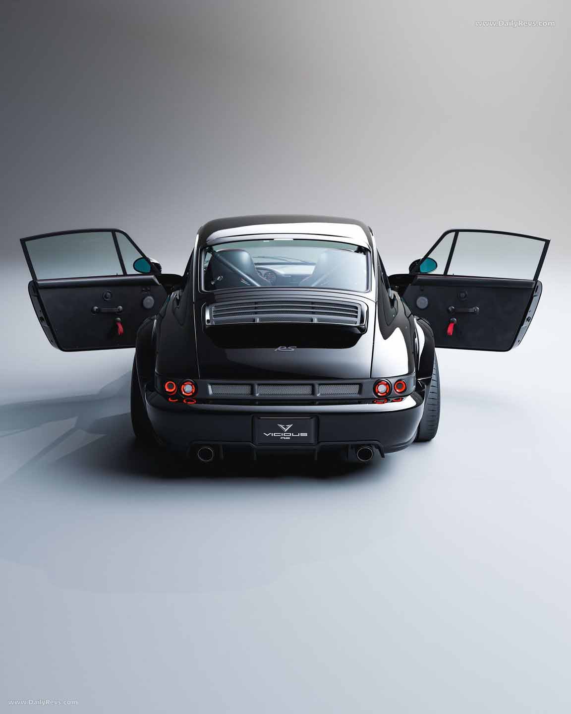 1989 Elfer Sport Porsche 964 VICIOUS RS Front View