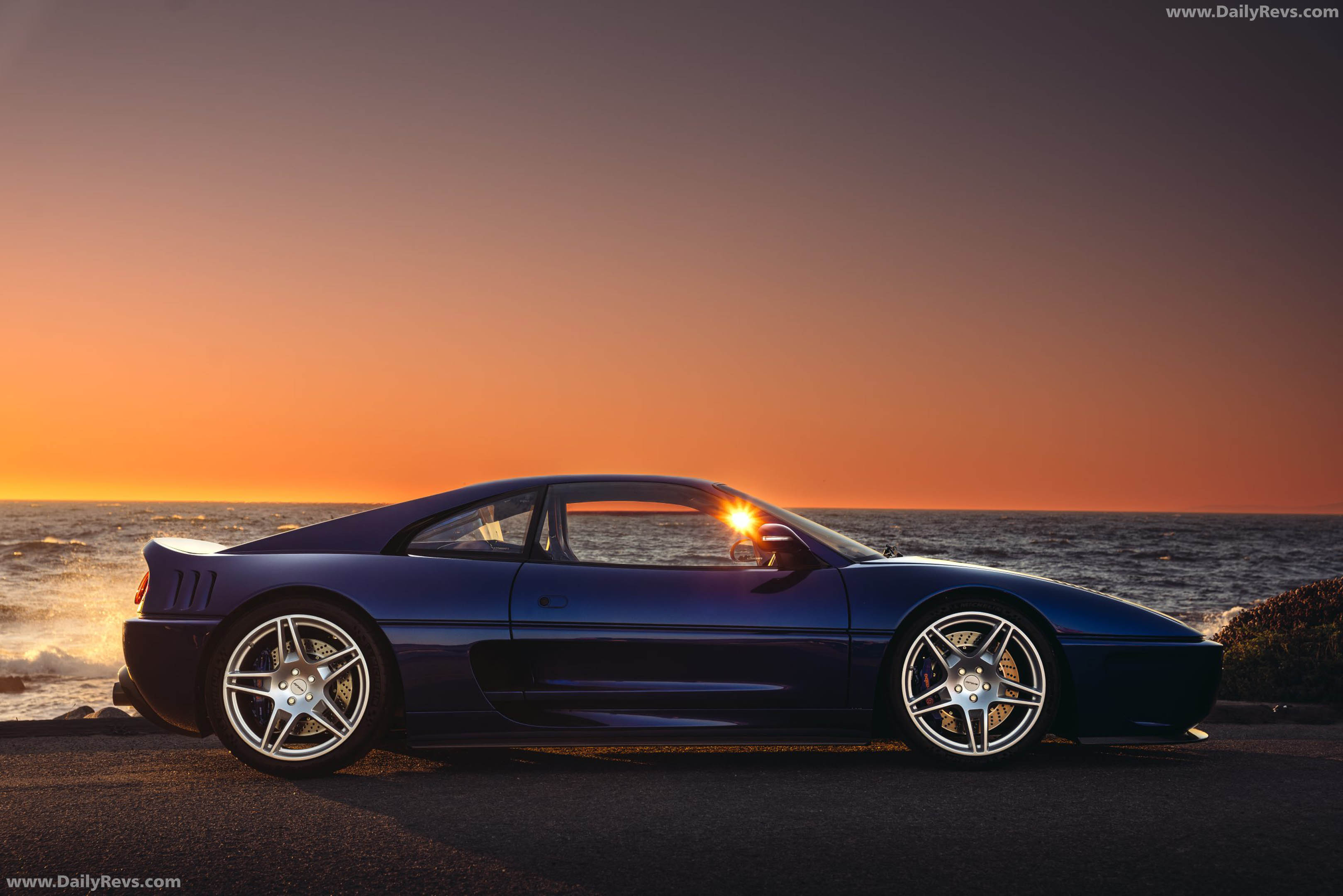 2024 Evoluto 355 Side View