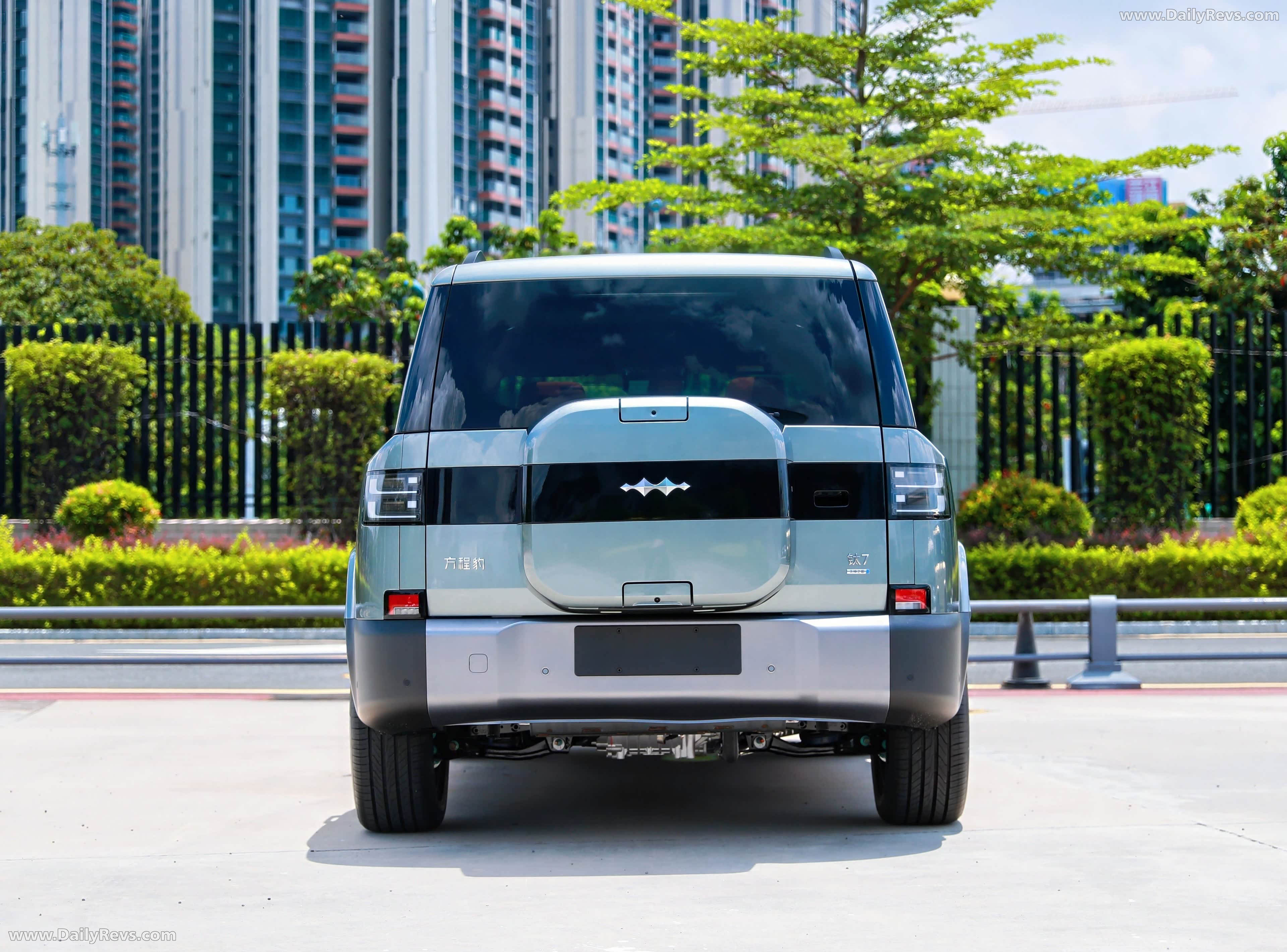 2025 Fang Cheng Bao Leopard 7 Rear View