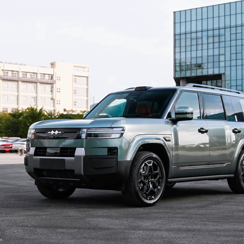 2025 Fang Cheng Bao Leopard 7 Front View
