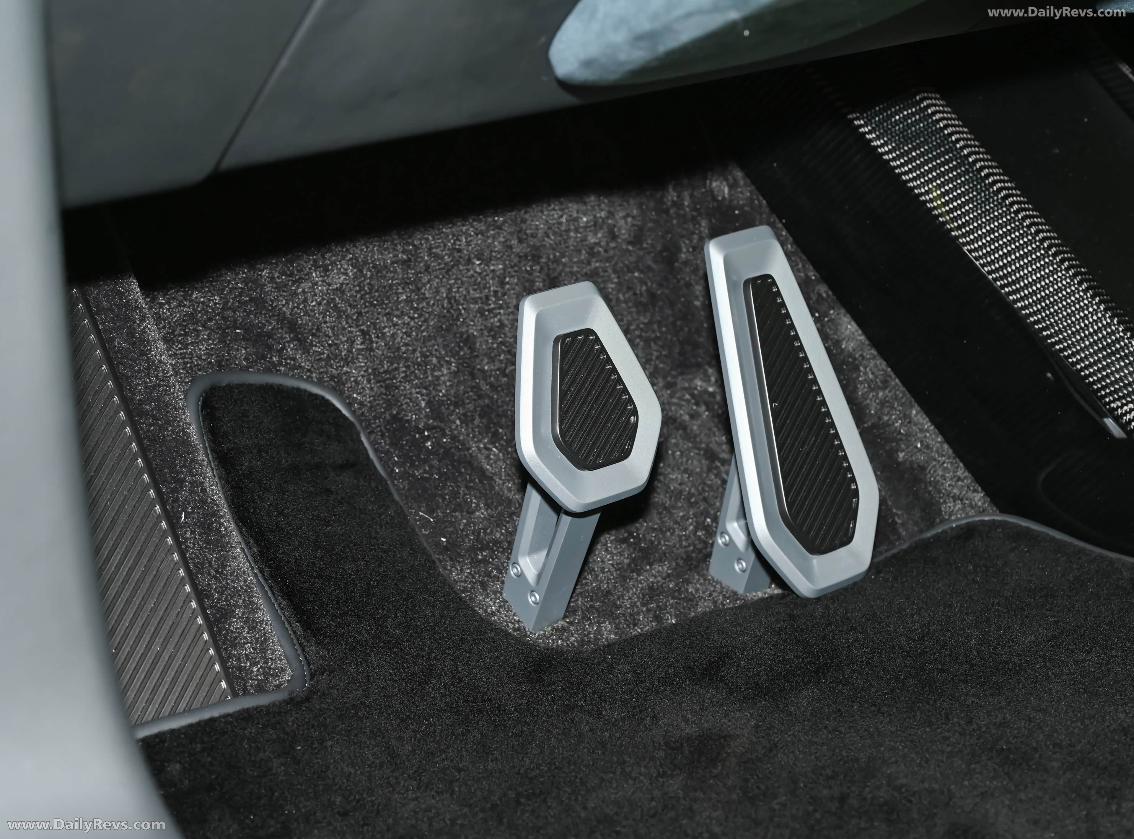 2026 Fang Cheng Bao Formula X Interior