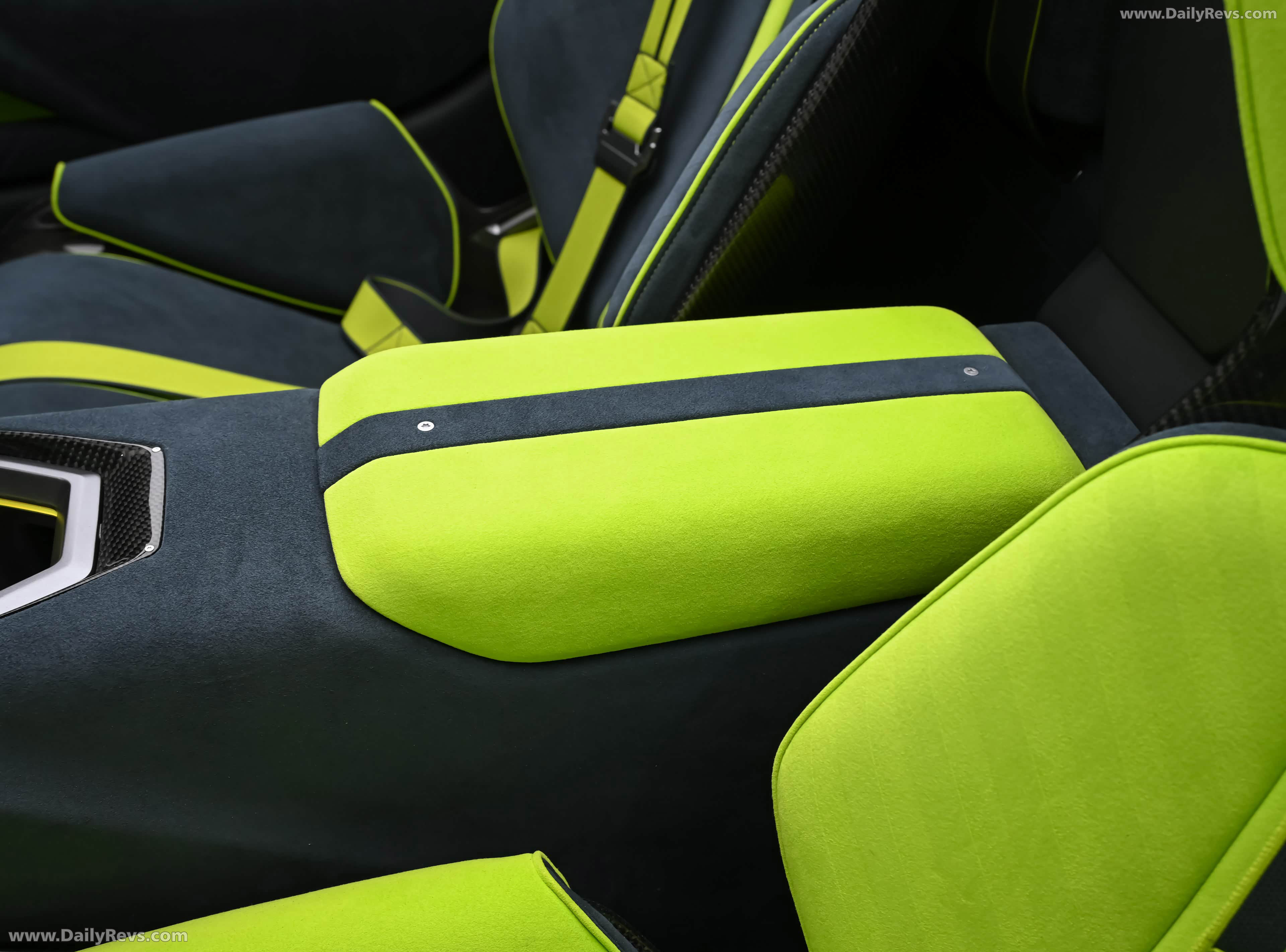 2026 Fang Cheng Bao Formula X Interior