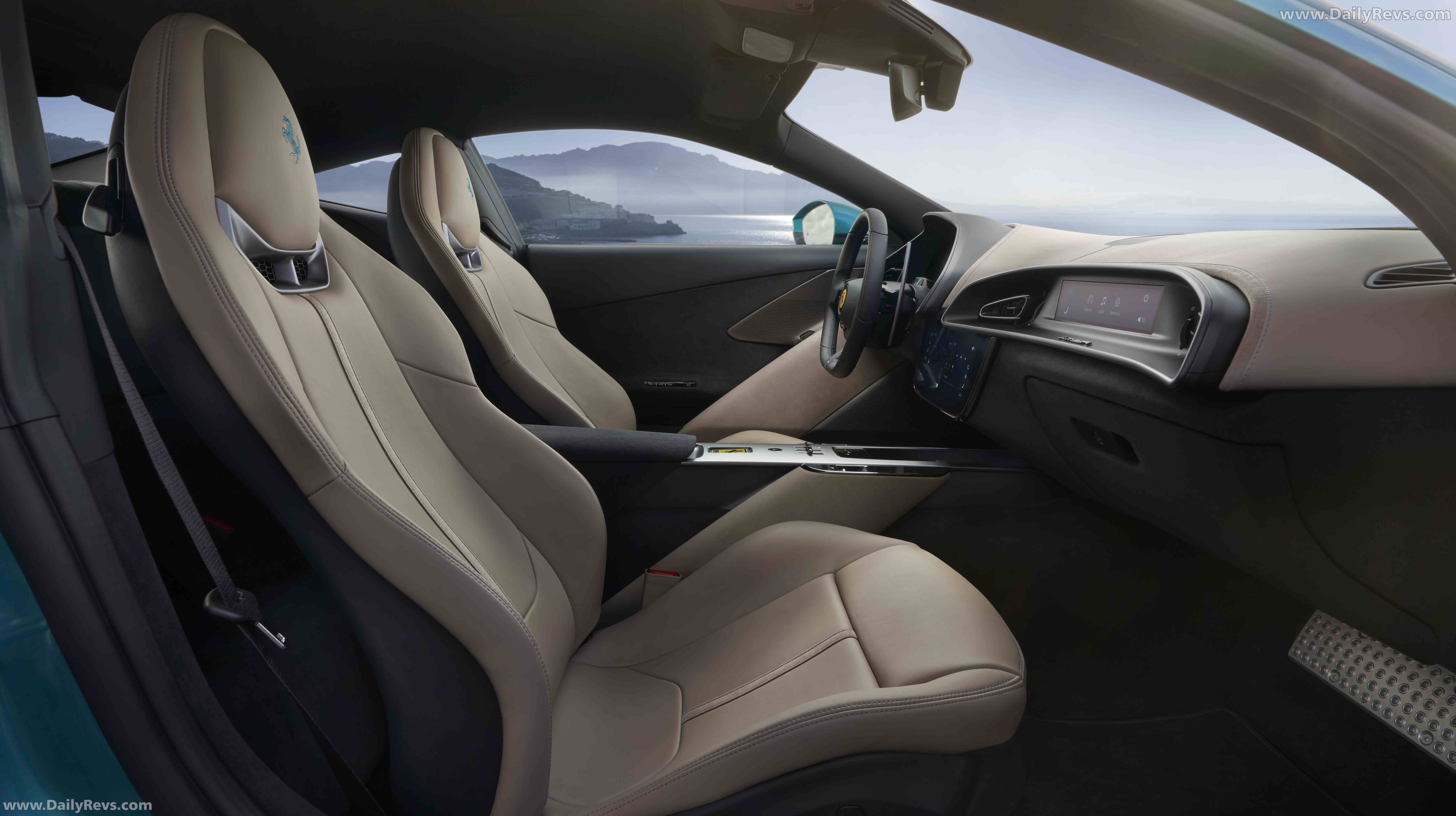 2026 Ferrari Amalfi Interior