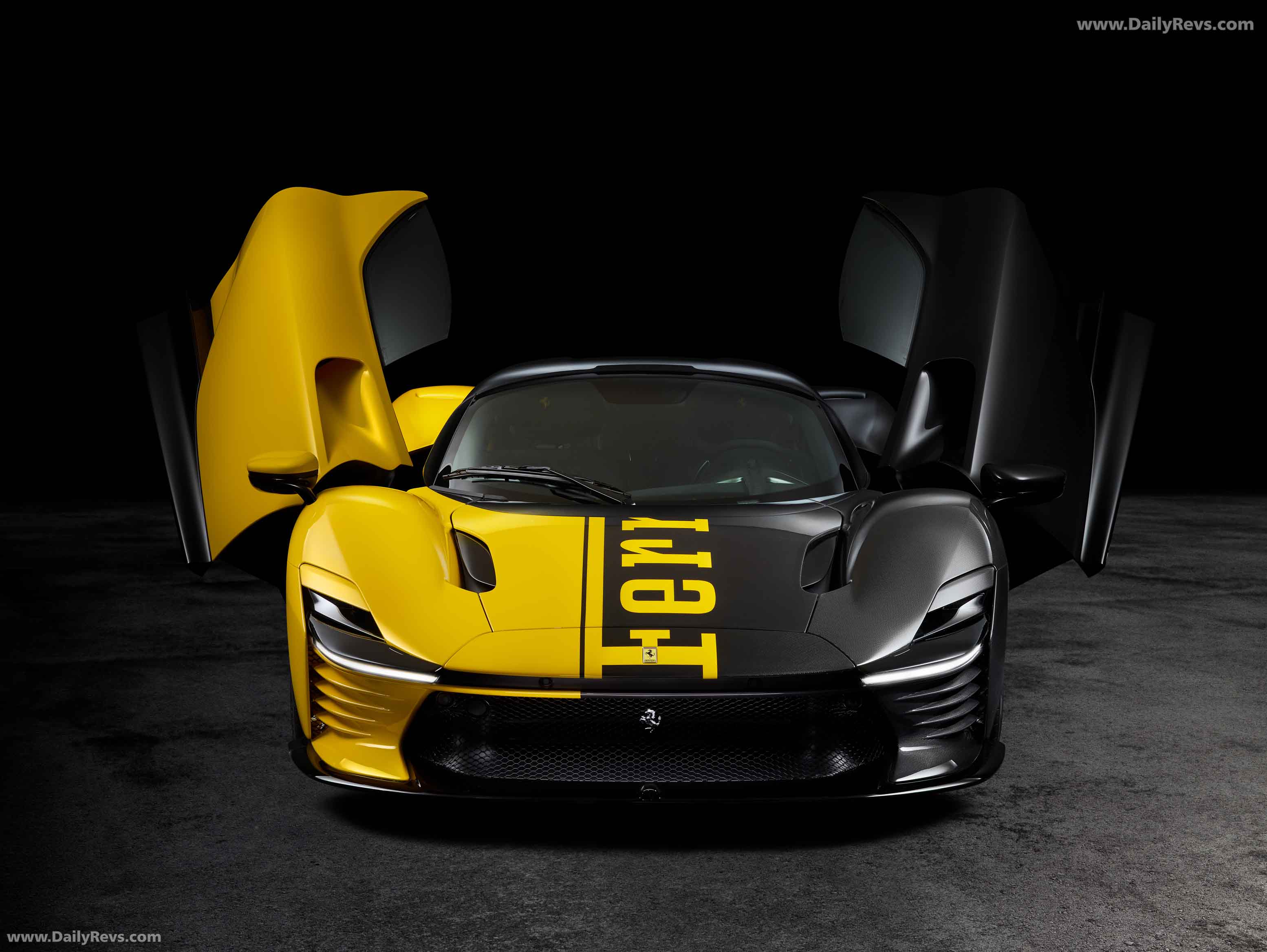 2026 Ferrari Daytona SP3 Tailor Made Front View