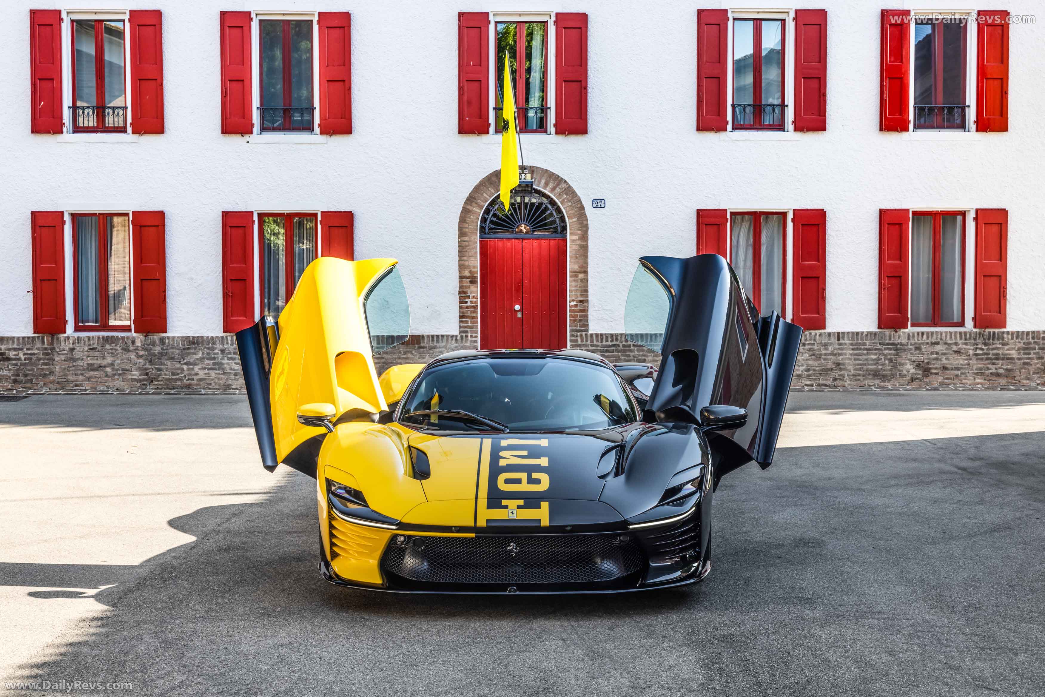 2026 Ferrari Daytona SP3 Tailor Made Front View