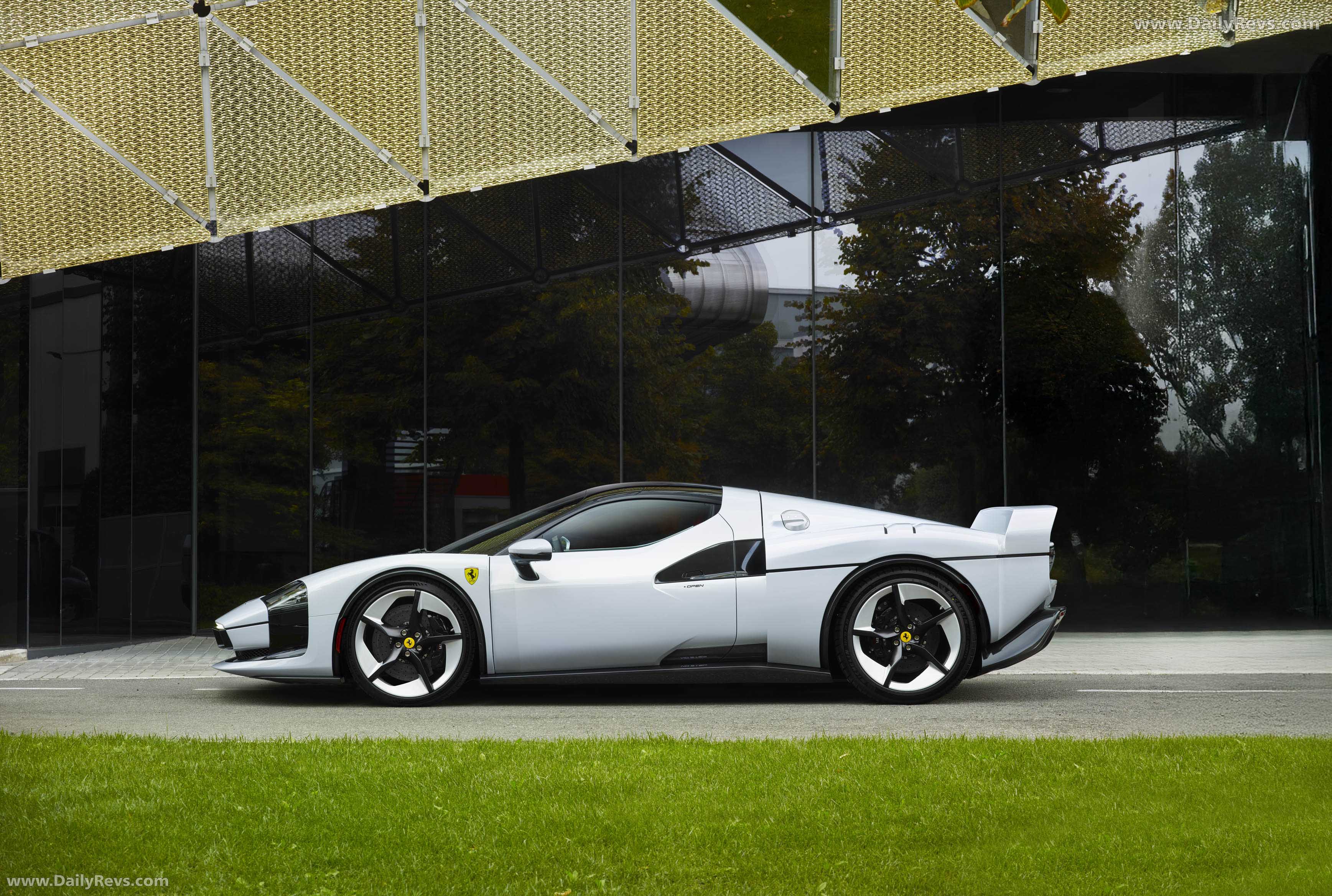 2026 Ferrari SC40 Side View