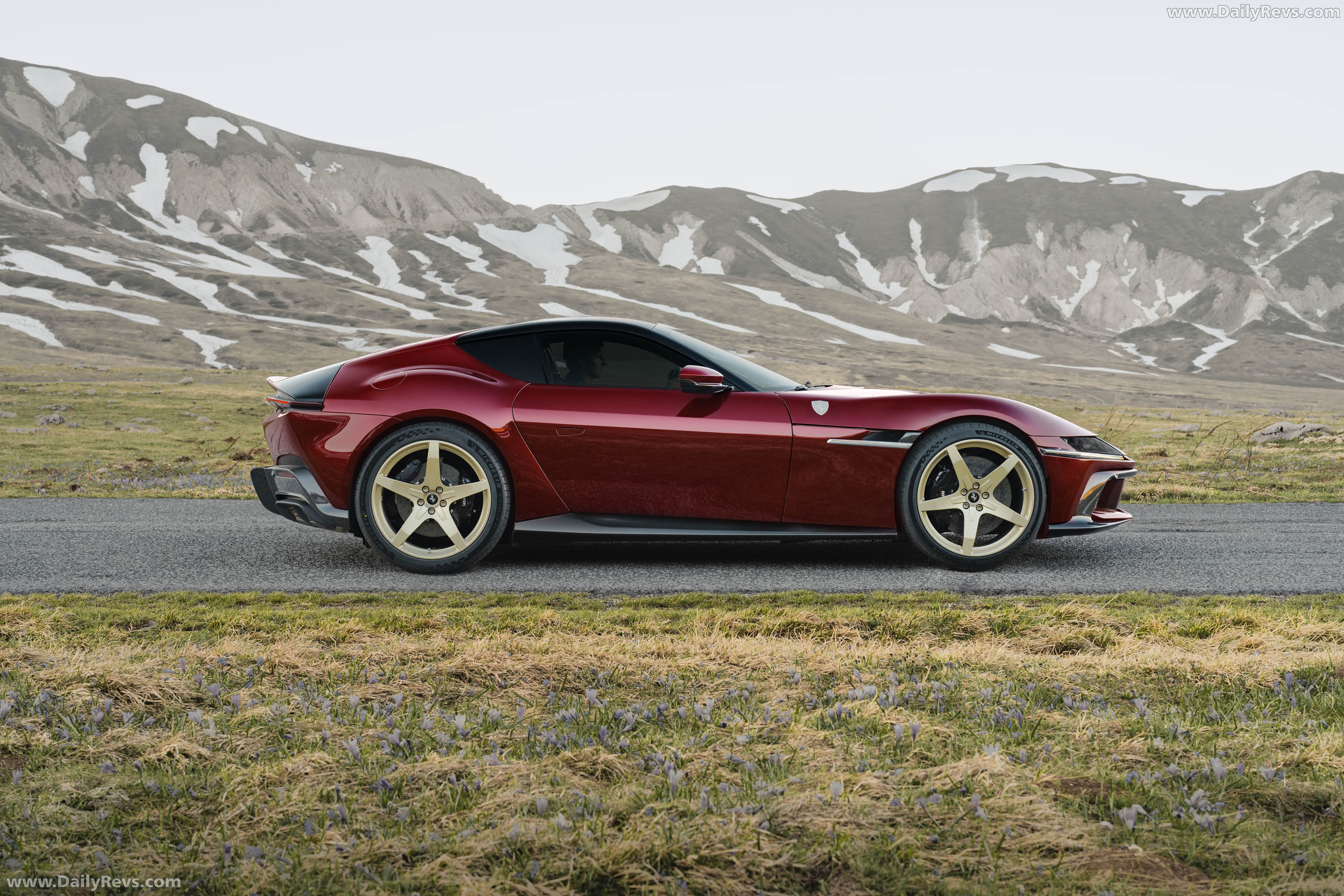 2027 Ferrari 12Cilindri Manuale Side View
