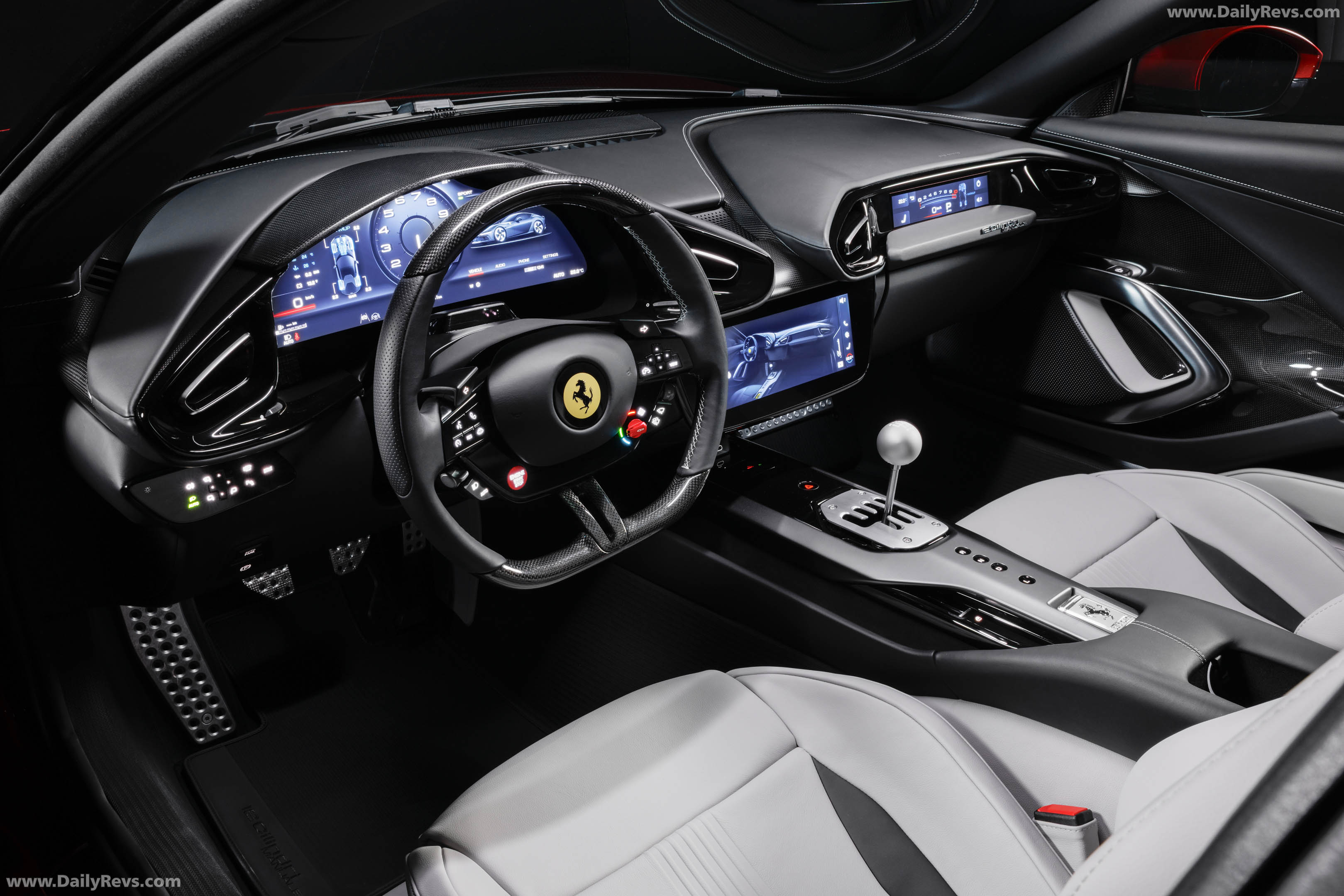 2027 Ferrari 12Cilindri Manuale Interior