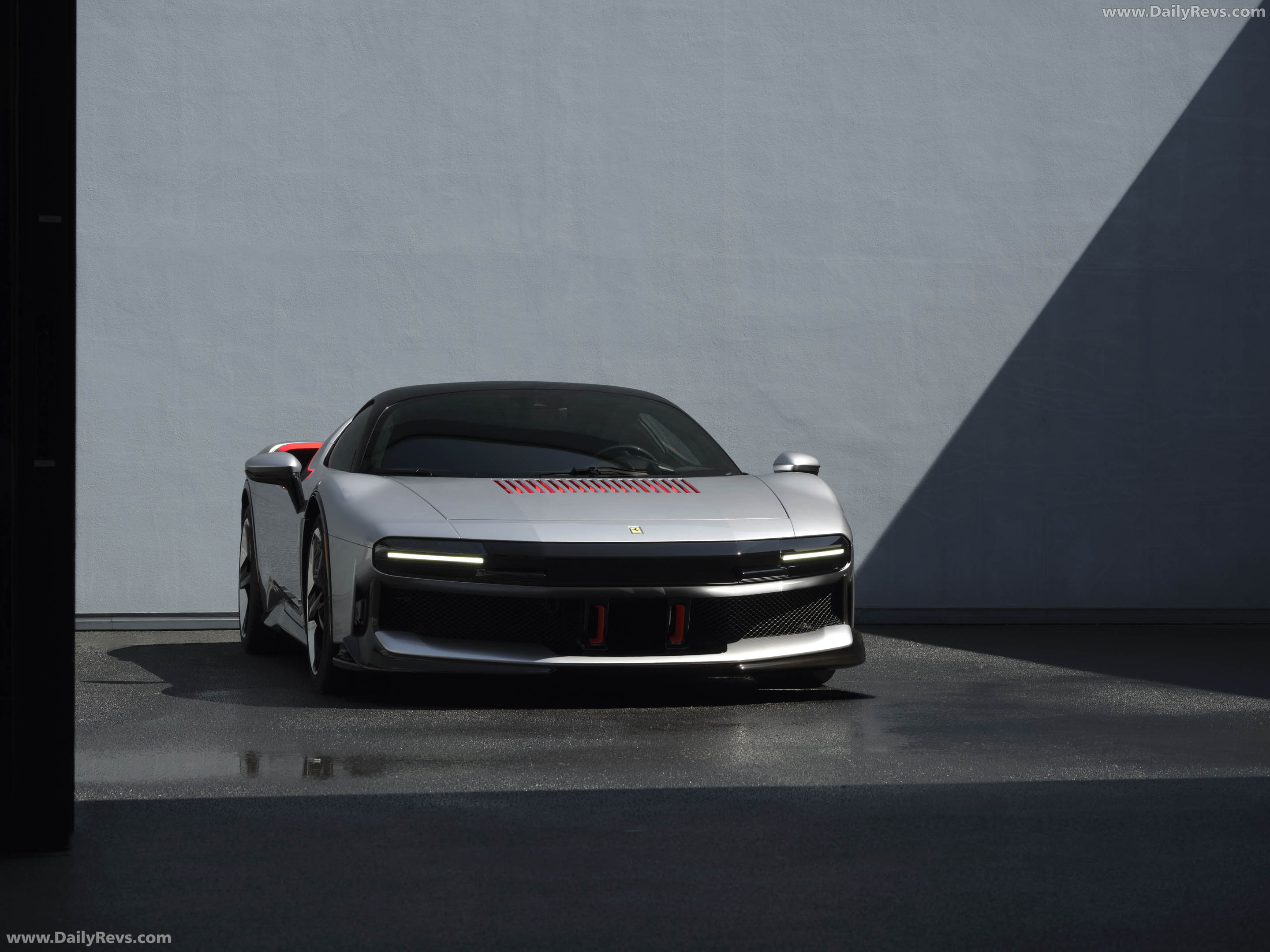 2027 Ferrari CZ26 Front View
