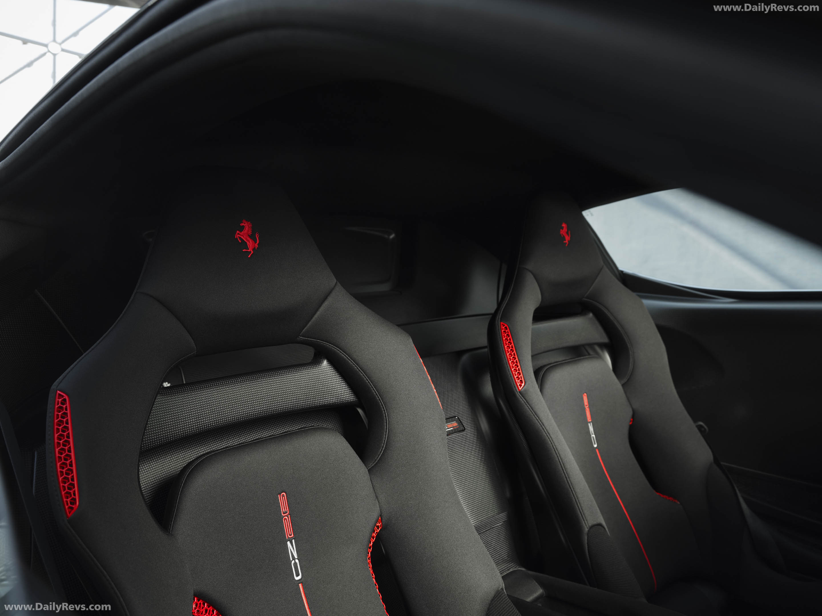 2027 Ferrari CZ26 Interior