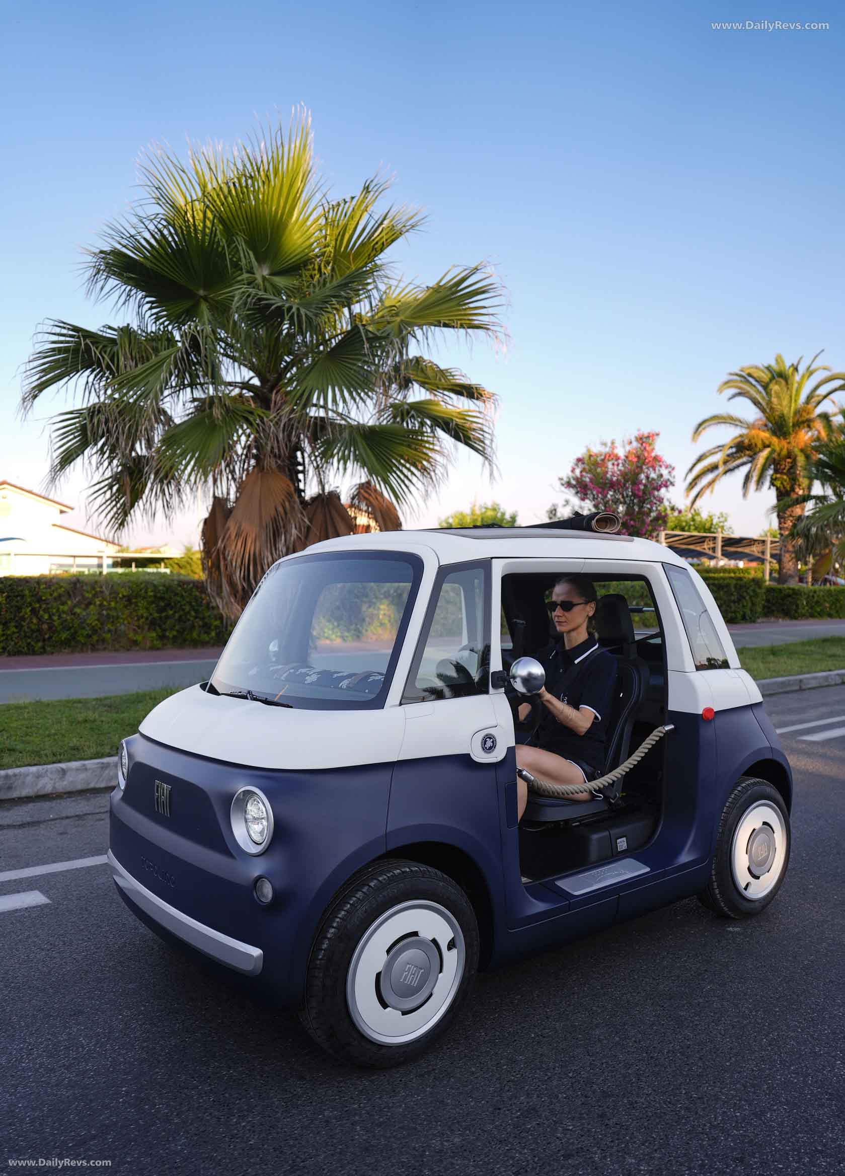2026 Fiat Topolino Vilebrequin Collectors Edition Front View