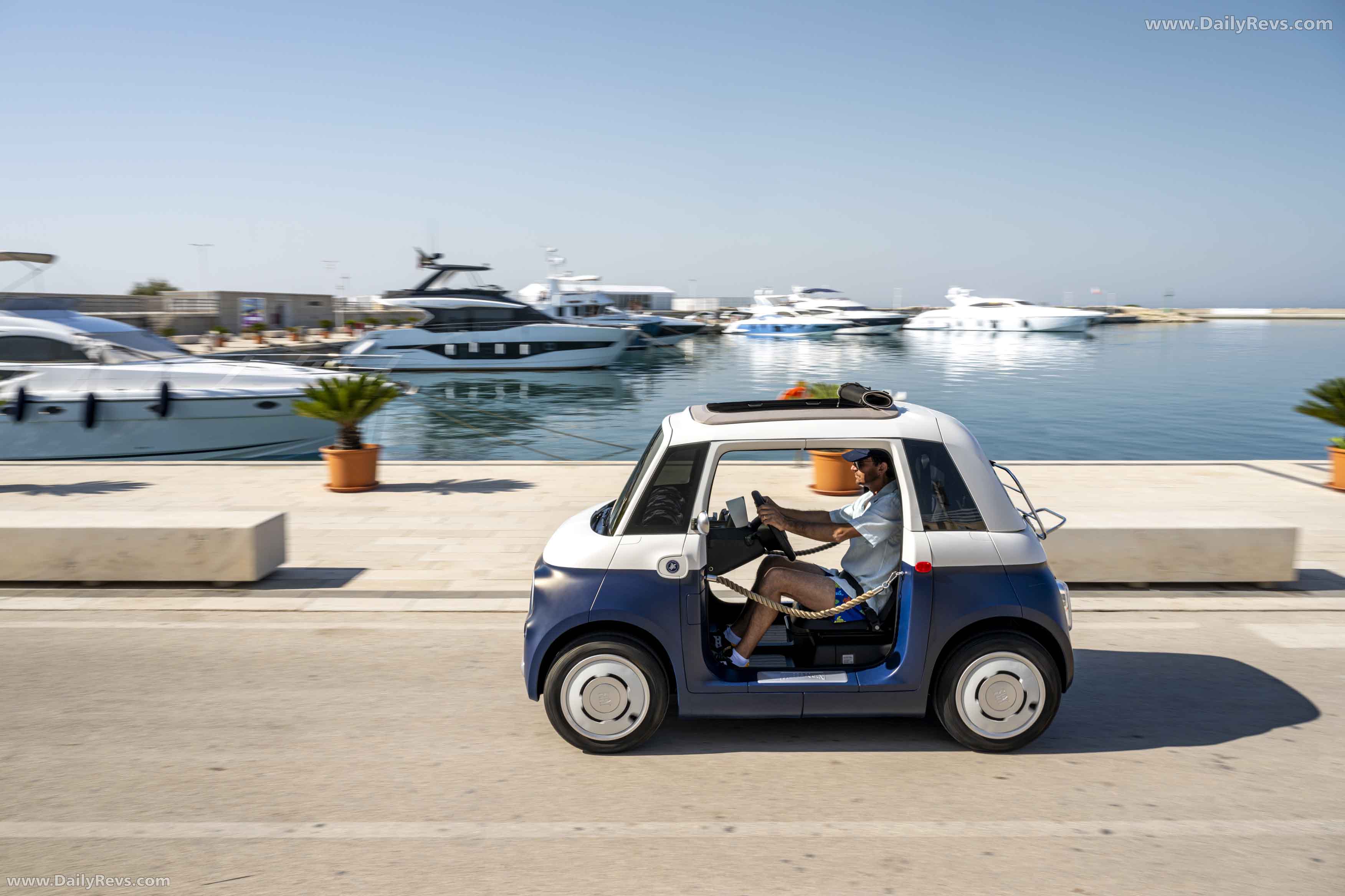 2026 Fiat Topolino Vilebrequin Collectors Edition Side View
