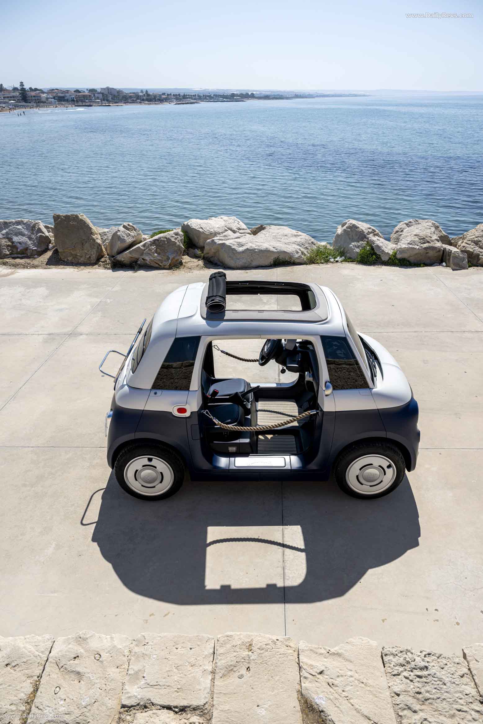 2026 Fiat Topolino Vilebrequin Collectors Edition Top View