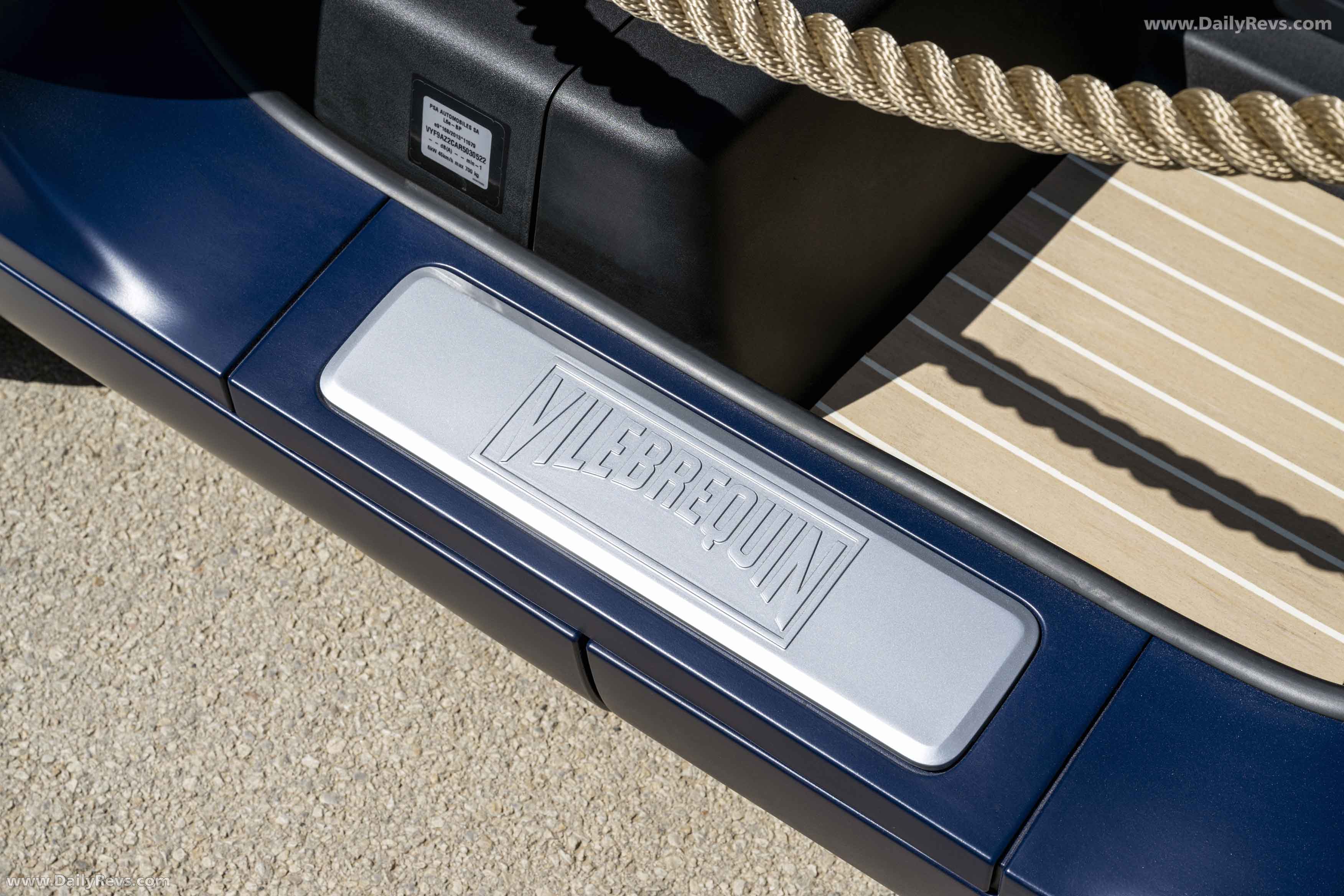 2026 Fiat Topolino Vilebrequin Collectors Edition Interior