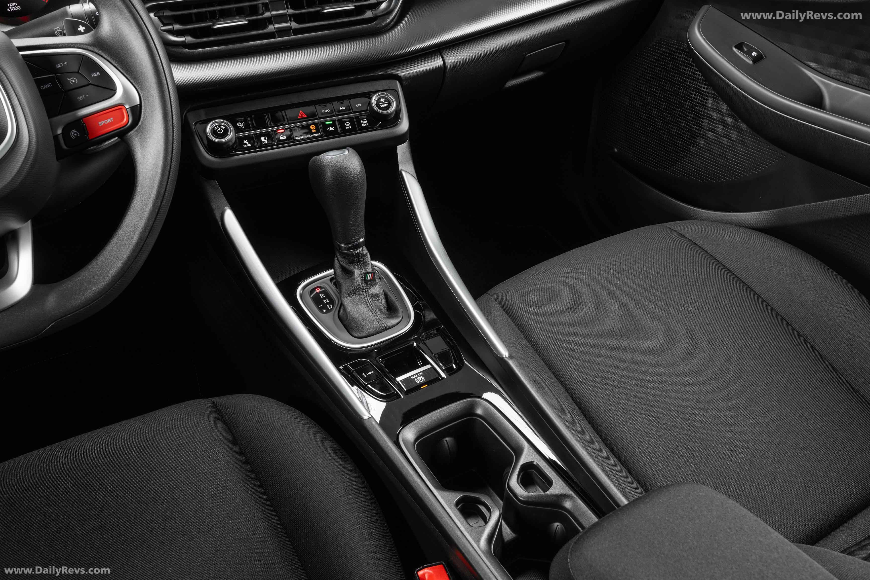 2026 Fiat Fastback T200 Interior